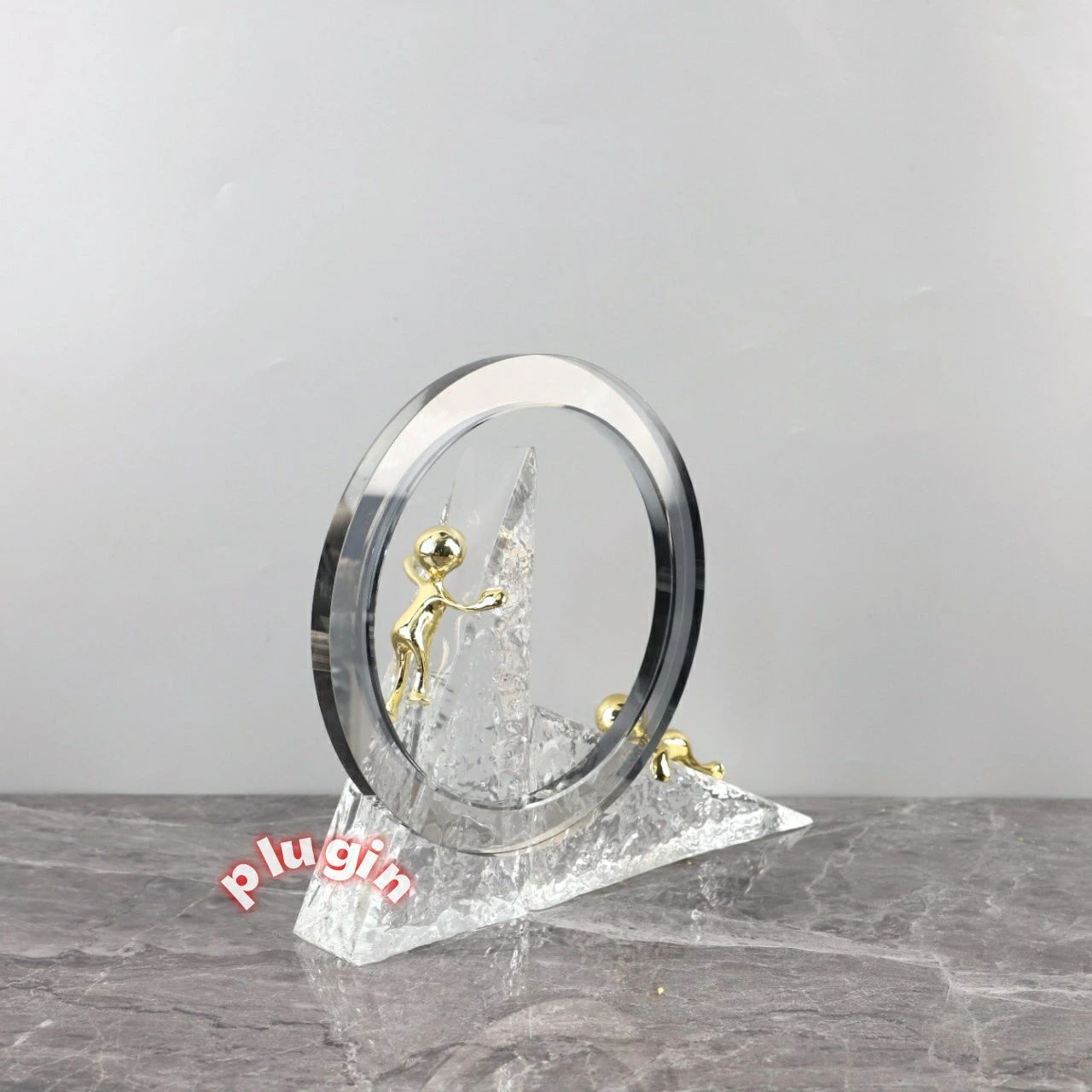 2026年 モダンシンプル幾何学クリスタルリングメタル小像彫刻装飾品リビングルーム寝室玄関ホーム装飾