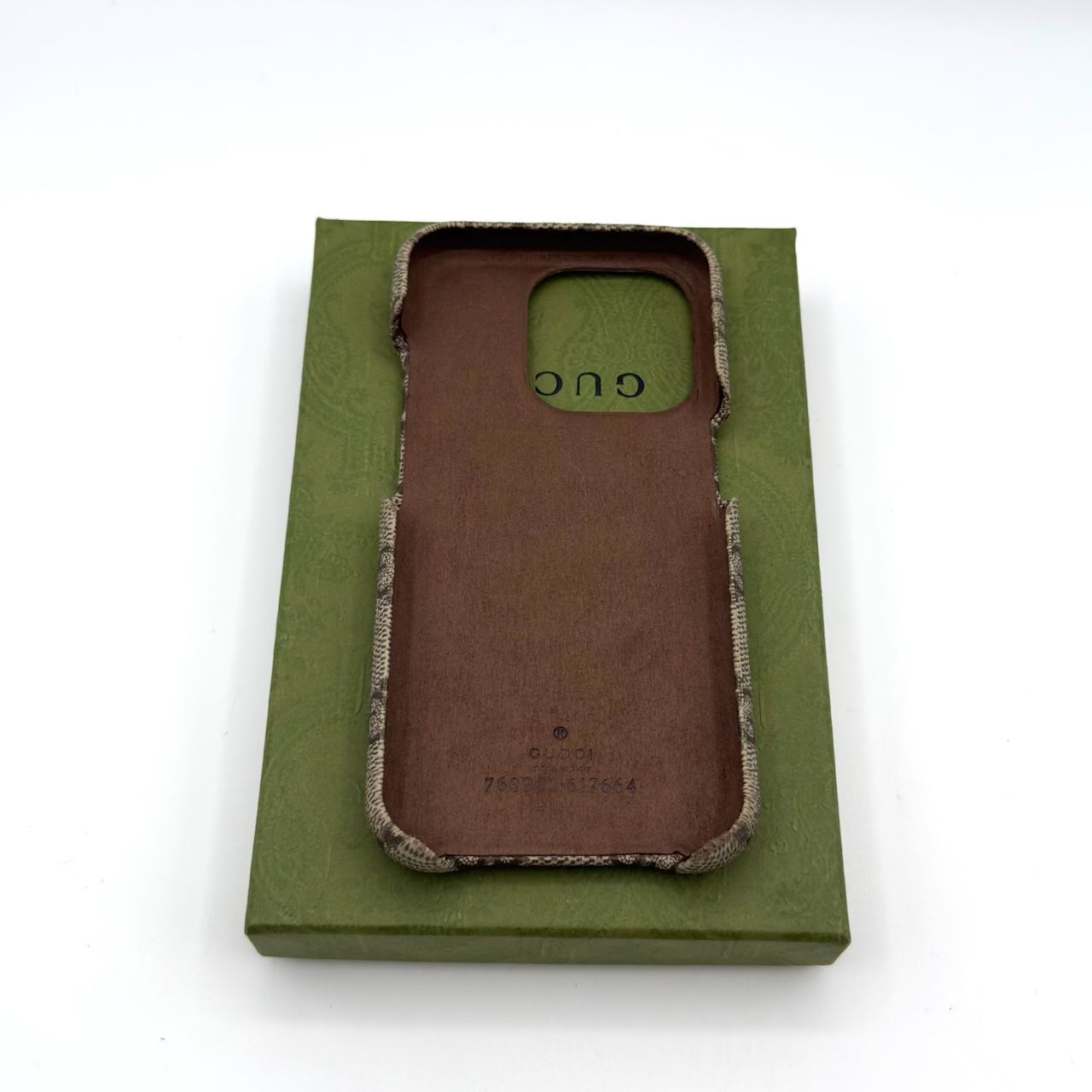 GUCCI オフィディア GGスプリーム iPhone15 Pro スマホケース 3-104-28