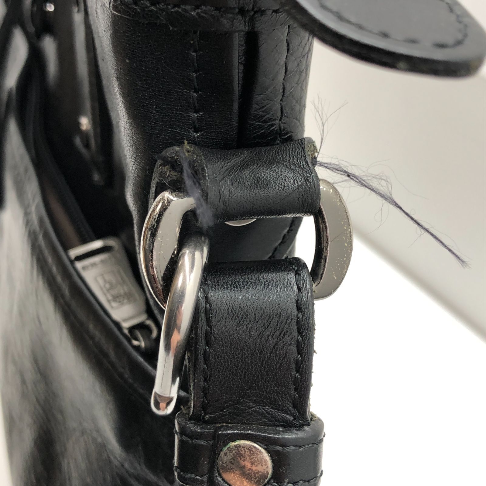 LIN-KU 輪怐 レザーショルダーバッグ 日本製 ブラック リンク SGNH26-0970 LIN-KU 輪怐 レザーショルダーバッグ 日本製 ブラック リンク SGNH26-0970