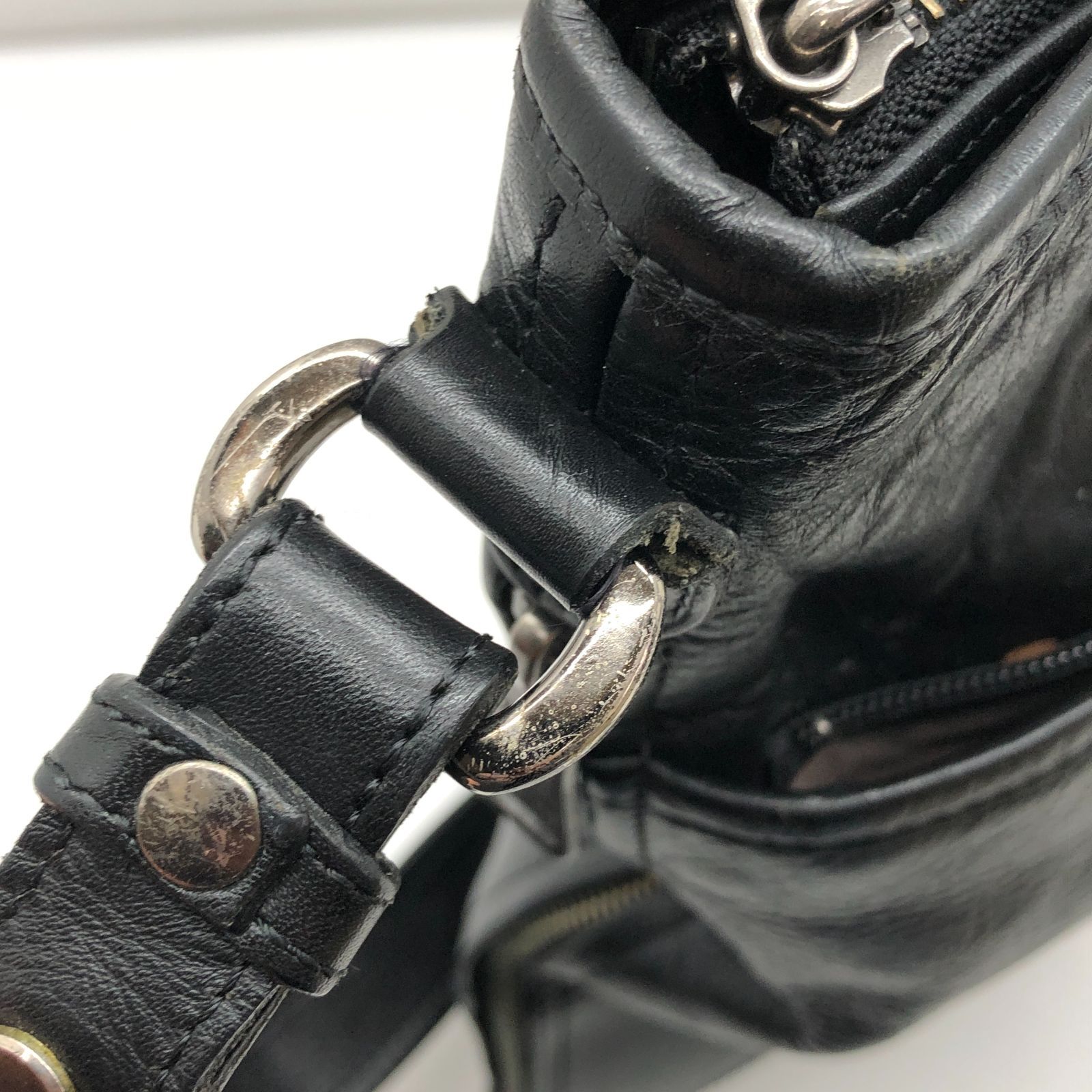 LIN-KU 輪怐 レザーショルダーバッグ 日本製 ブラック リンク SGNH26-0970 LIN-KU 輪怐 レザーショルダーバッグ 日本製 ブラック リンク SGNH26-0970