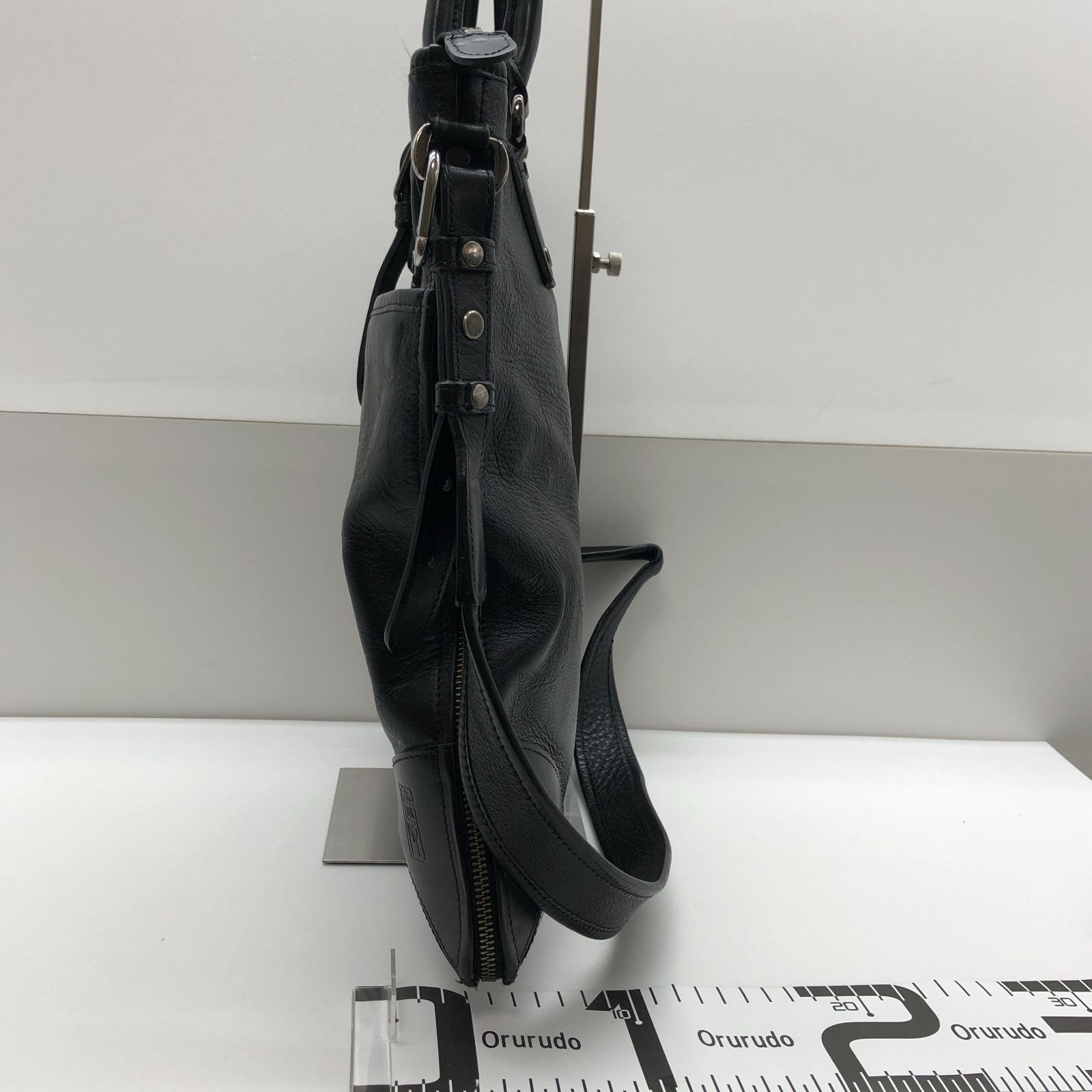 LIN-KU 輪怐 レザーショルダーバッグ 日本製 ブラック リンク SGNH26-0970 LIN-KU 輪怐 レザーショルダーバッグ 日本製 ブラック リンク SGNH26-0970