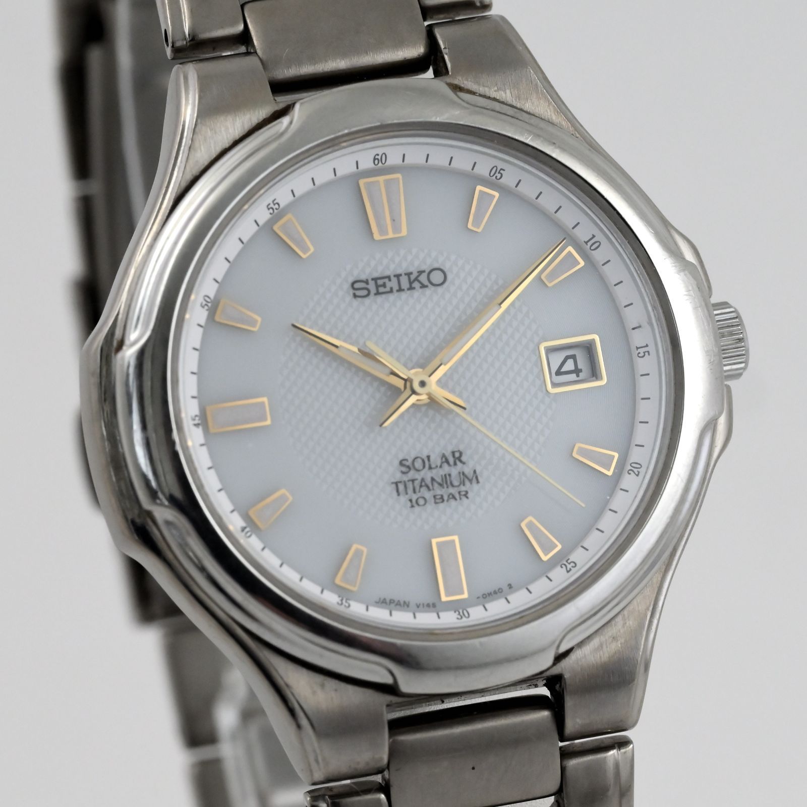 SEIKO】 セイコー ソーラー 37mm径 メンズ腕時計 チタン Ref.V145-0E10 