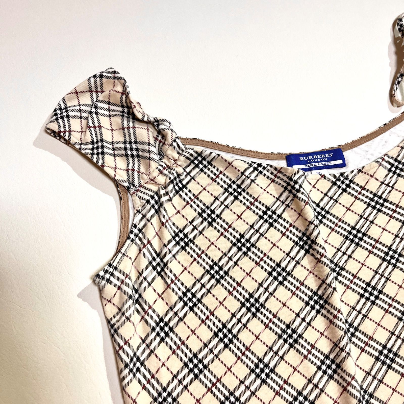kW100 BURBERRY BLUE LABEL 総柄 ノバチェック 変形 キャミソール 紐 