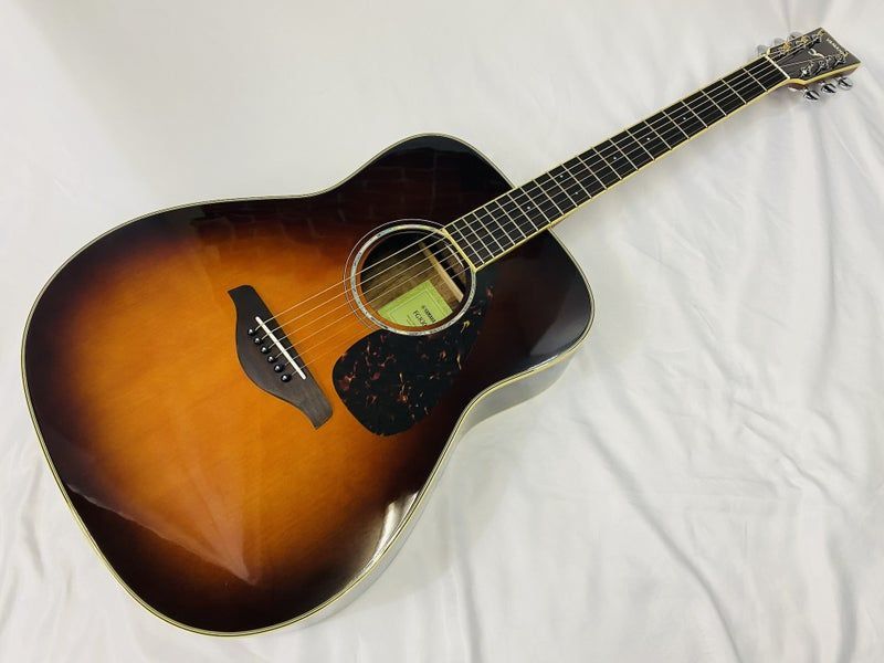 YAMAHA FG-830 ヤマハ アコースティックギター トップ単板 ピック