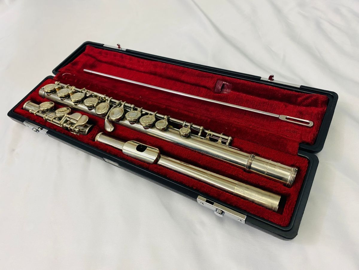 YAMAHA YFL211 flute ヤマハ フルート Eメカ ケース付き - メルカリ YAMAHA YFL211 flute ヤマハ フルート Eメカ ケース付き - メルカリ