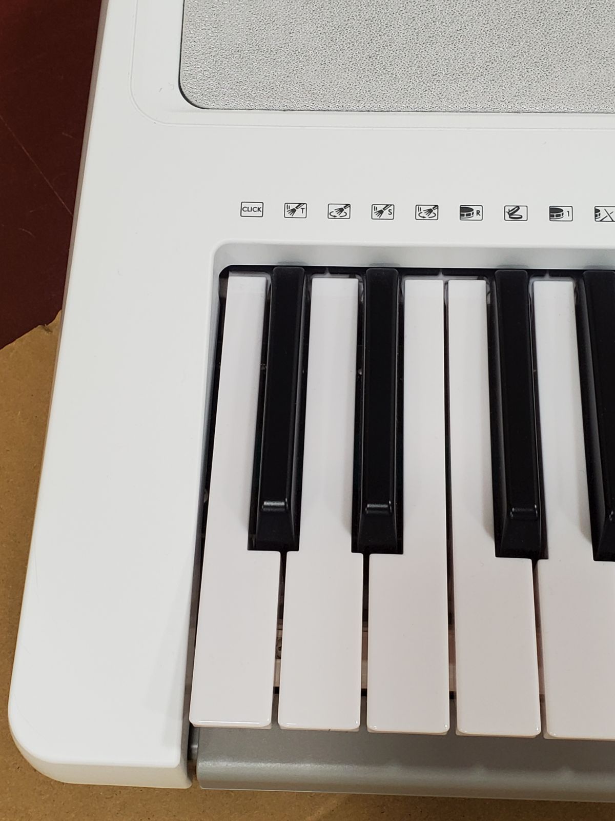 CASIO LK-515 光ナビゲーションキーボード スタンド付き 稼働品