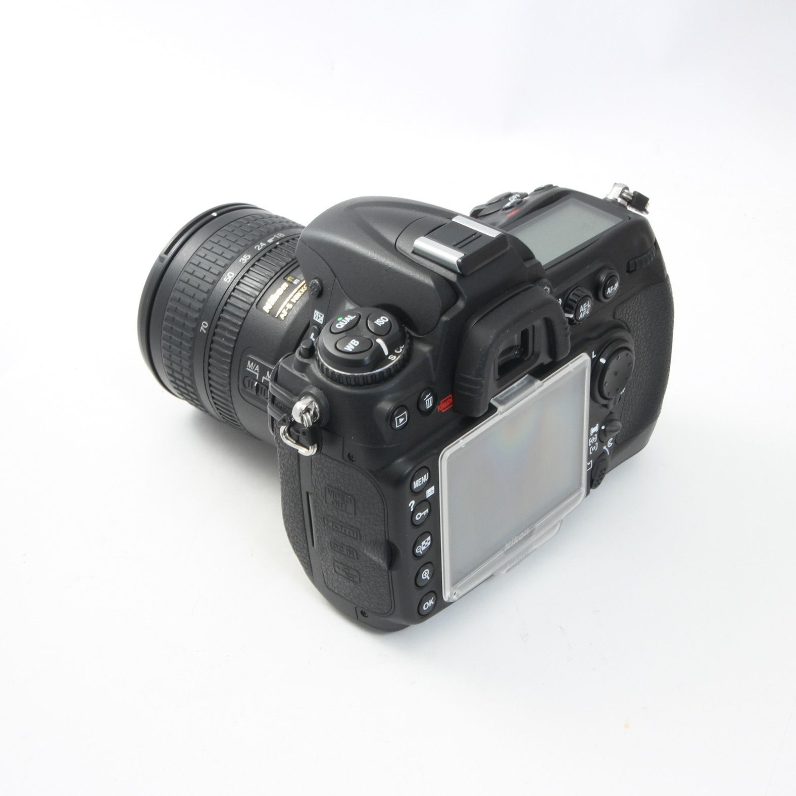 シャッター数4800回】 Nikon ニコン D300 + AF-S DX 18-70mm F3.5-4.5