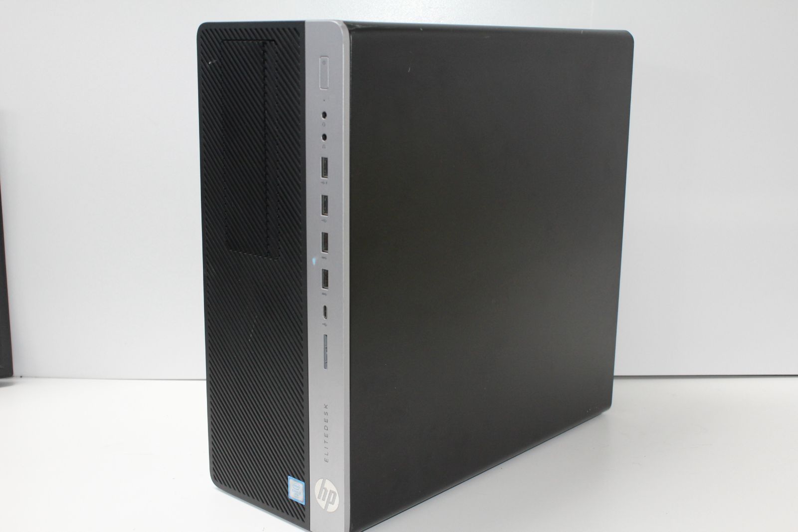 中古デスクトップPC】HP〈EliteDesk 800 G3〉Intel Core i7/SSD240GB+ 
