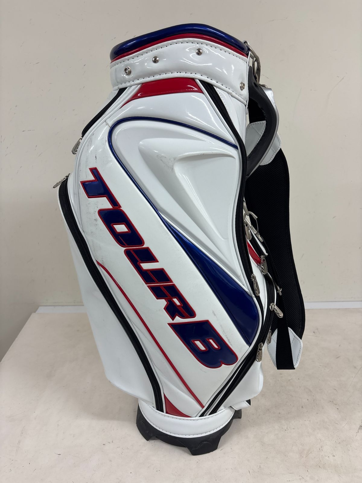 送料無料【TOUR B】ブリヂストン キャディバッグ CBG022 ホワイト
