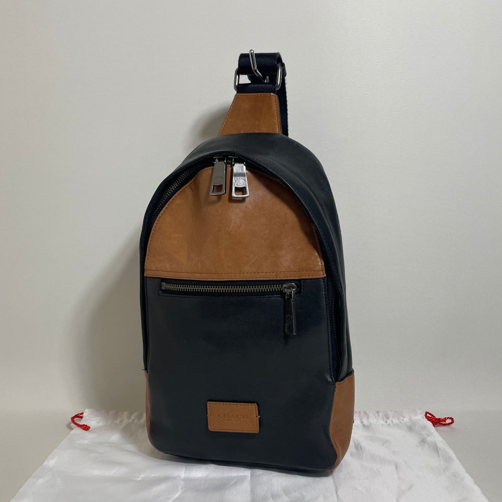 2603-180｜コーチ ボディバッグ レザー ブラック×ブラウン - メルカリ