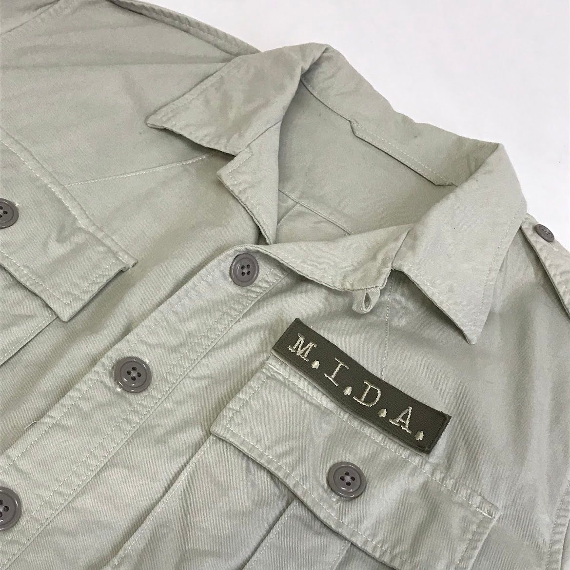 【倉吉店】 中古 M.I.D.A | ミダ その他アウター SPINKER DRILL Bush Jacket ブッシュジャケット M221100 グレー サイズ：M 【91】 倉吉店】 中古 M.I.D.A | ミダ その他アウター SPINKER DRILL Bush