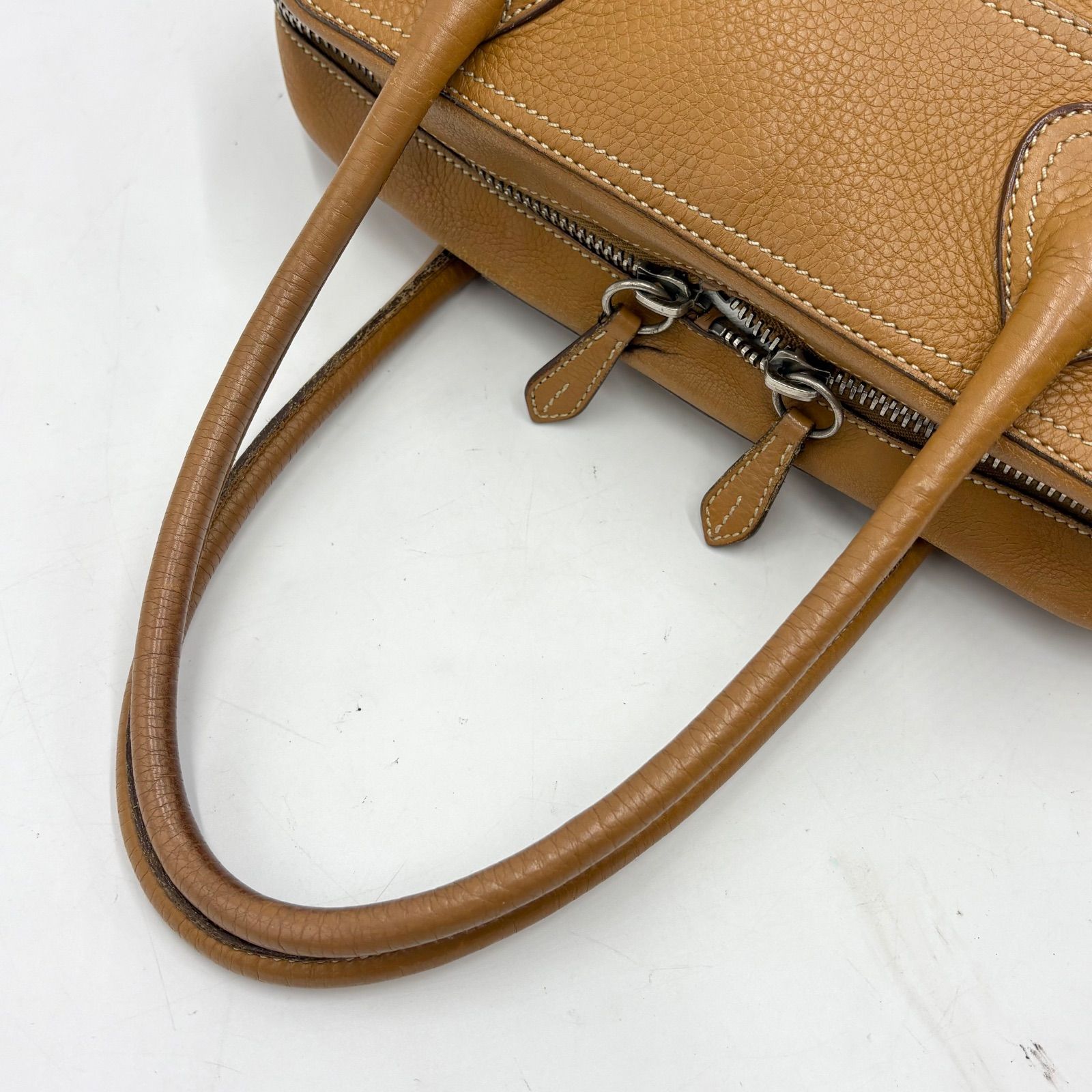 PRADA プラダ Y2K VITELLO DAINO ヴィッテロダイノ 型押しロゴ レザー 