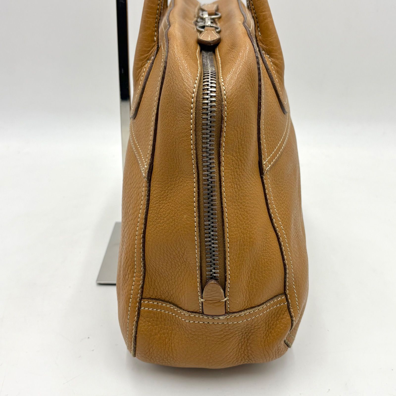 PRADA プラダ Y2K VITELLO DAINO ヴィッテロダイノ 型押しロゴ レザー 