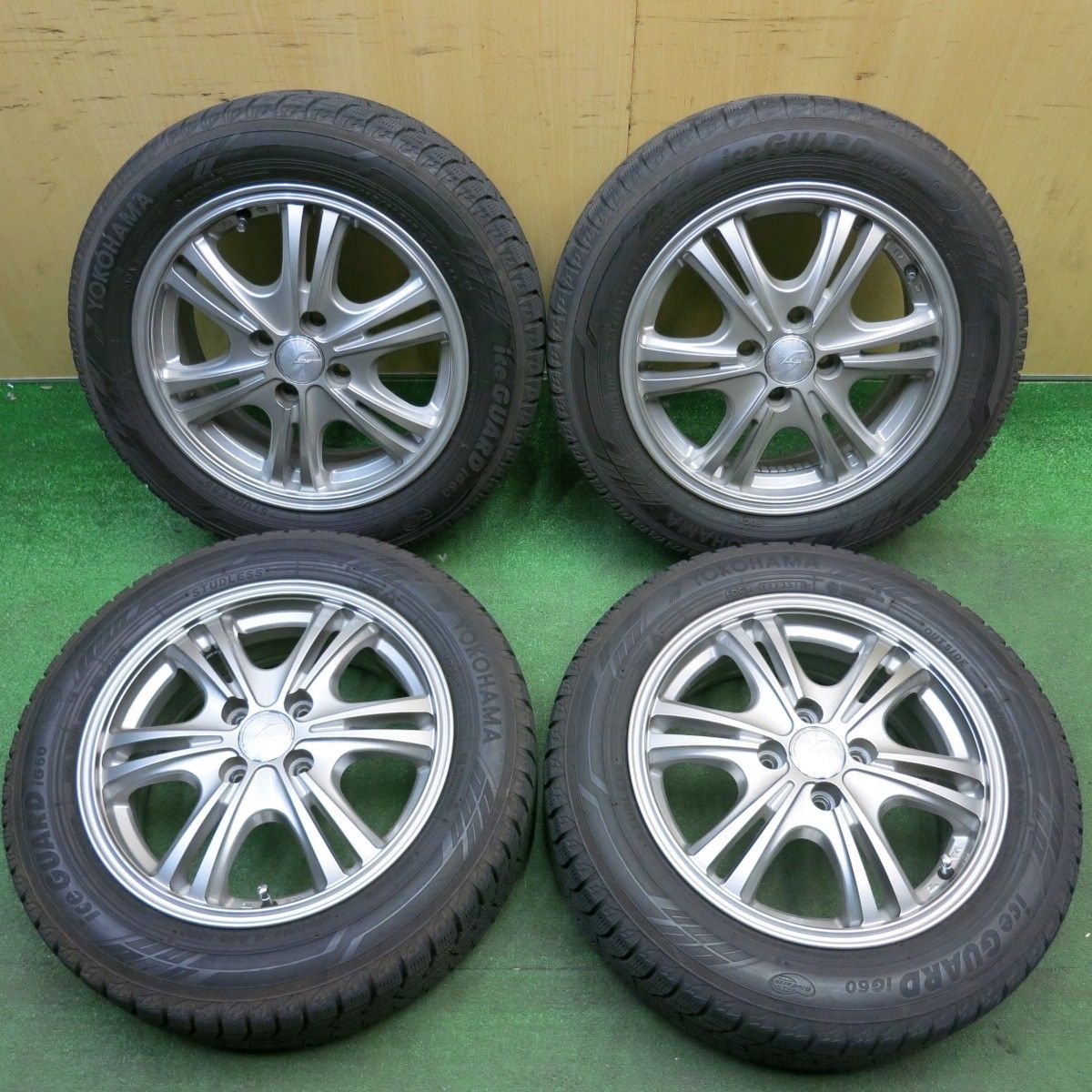 バリ溝！9分☆スタッドレス 185/60R15 ヨコハマ アイスガード iG60 
