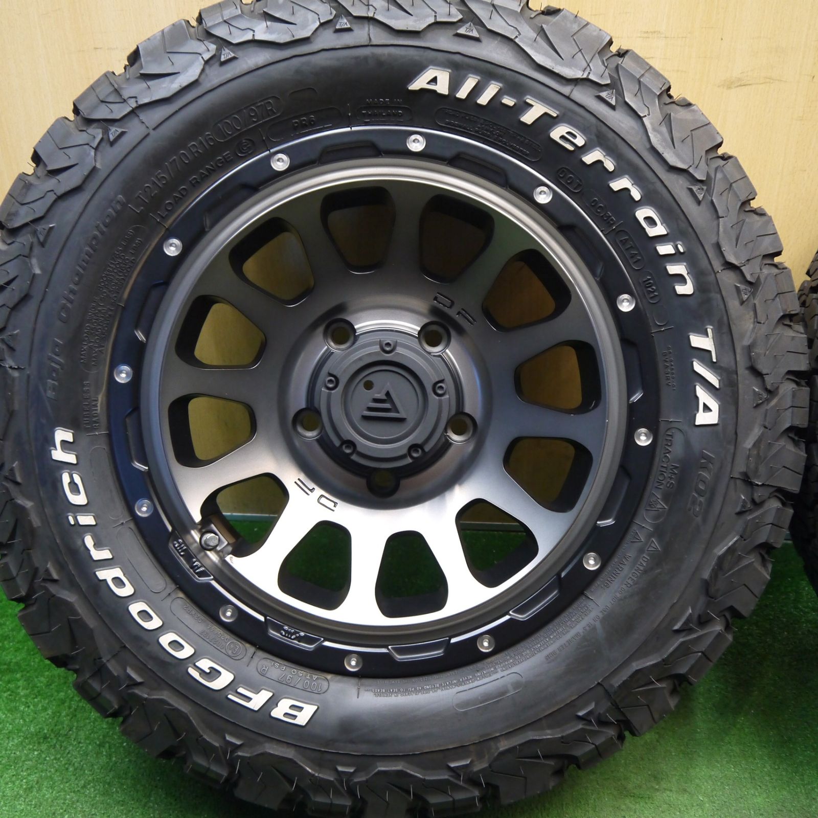 2025，爆買い バリ溝！キレイ！9分！5本！スペア未使用DELTA FORCE OVAL