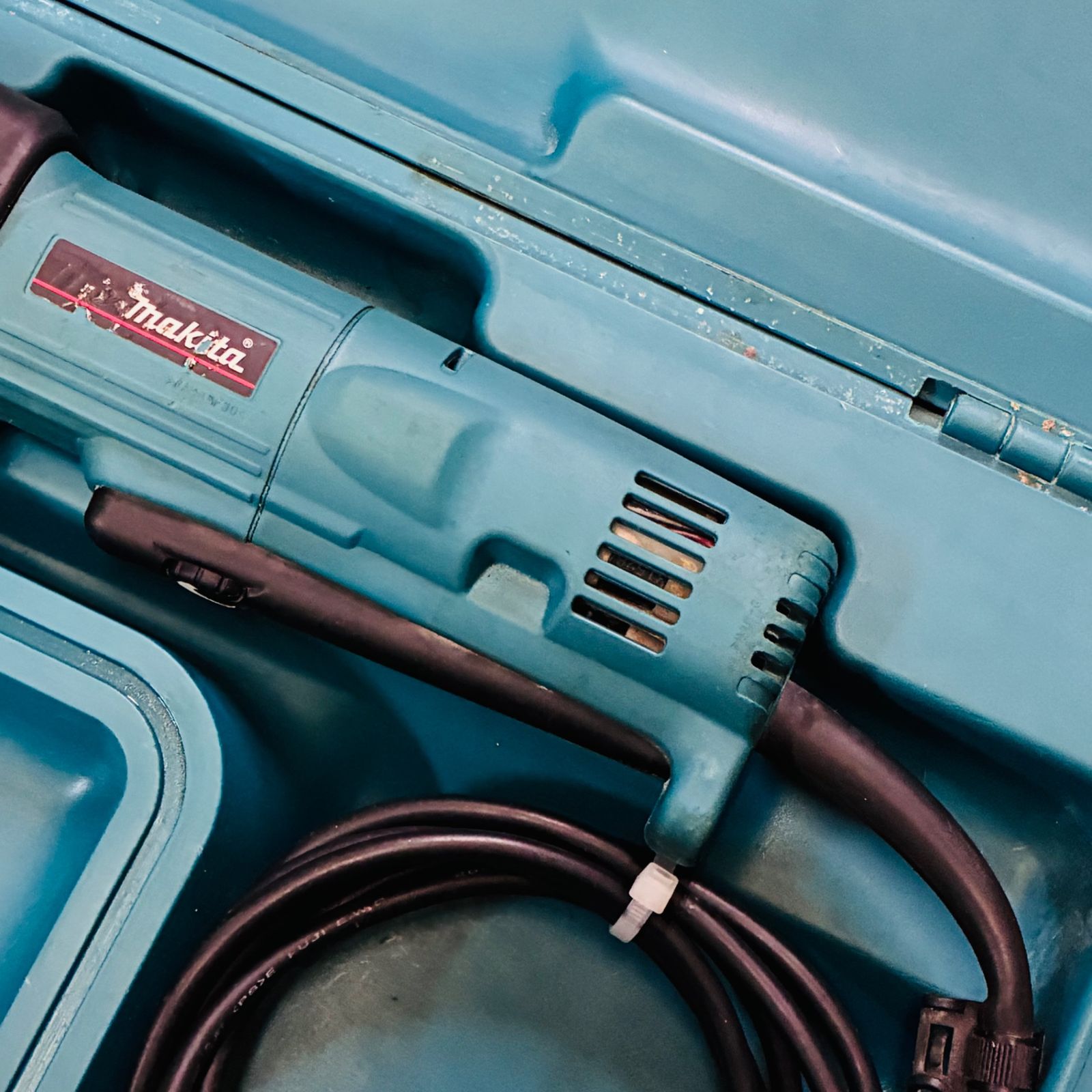 動作良好 マキタ(makita) 小型レシプロソー JR1000FT ブレード多数付属 