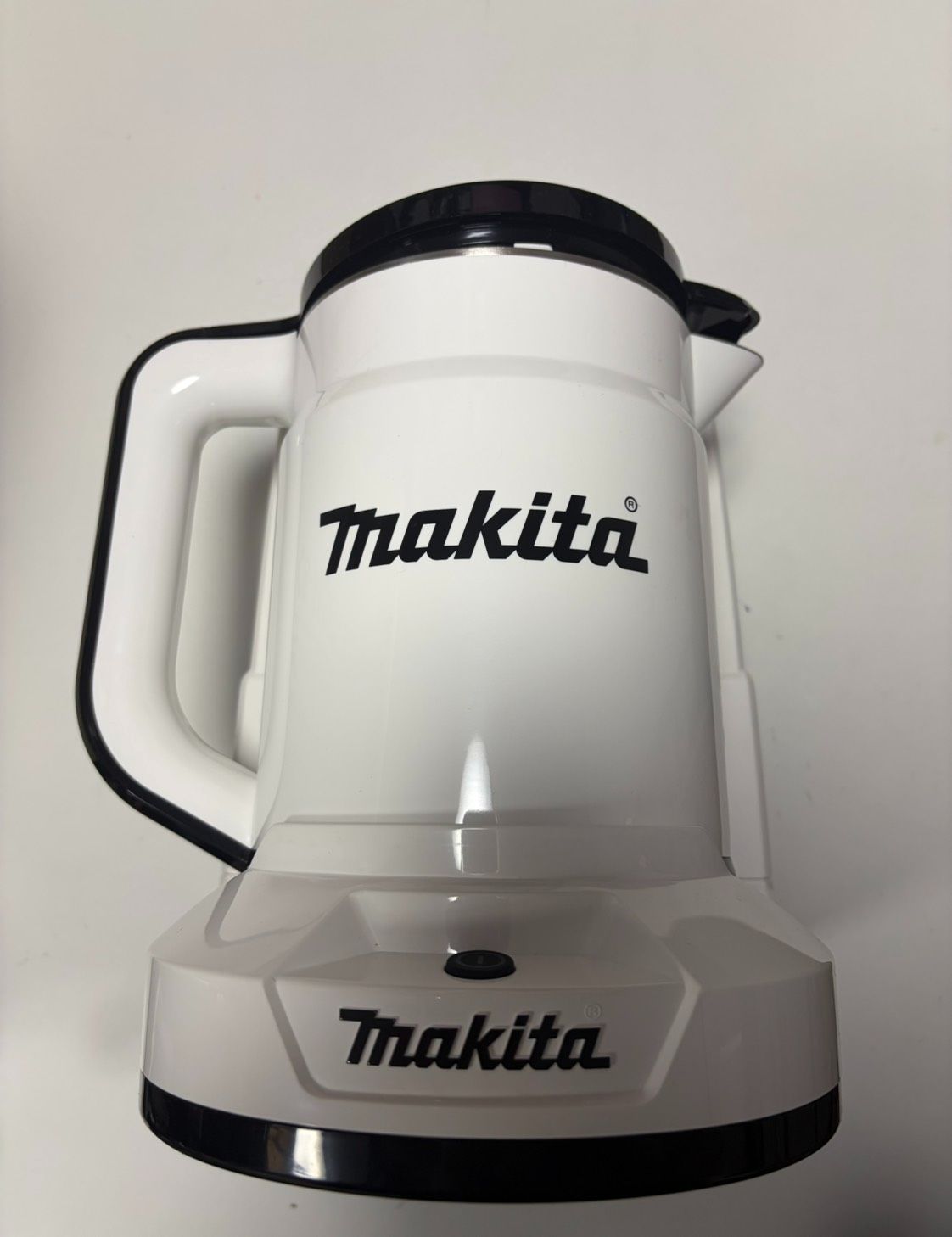 未使用】Makita/マキタ KT360DZW 充電式ケトル 白