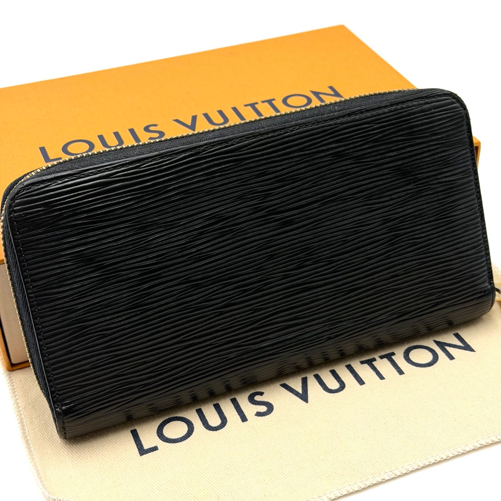 ルイヴィトン LOUIS VUITTON エピ ジッピーウォレット ノワール 新型