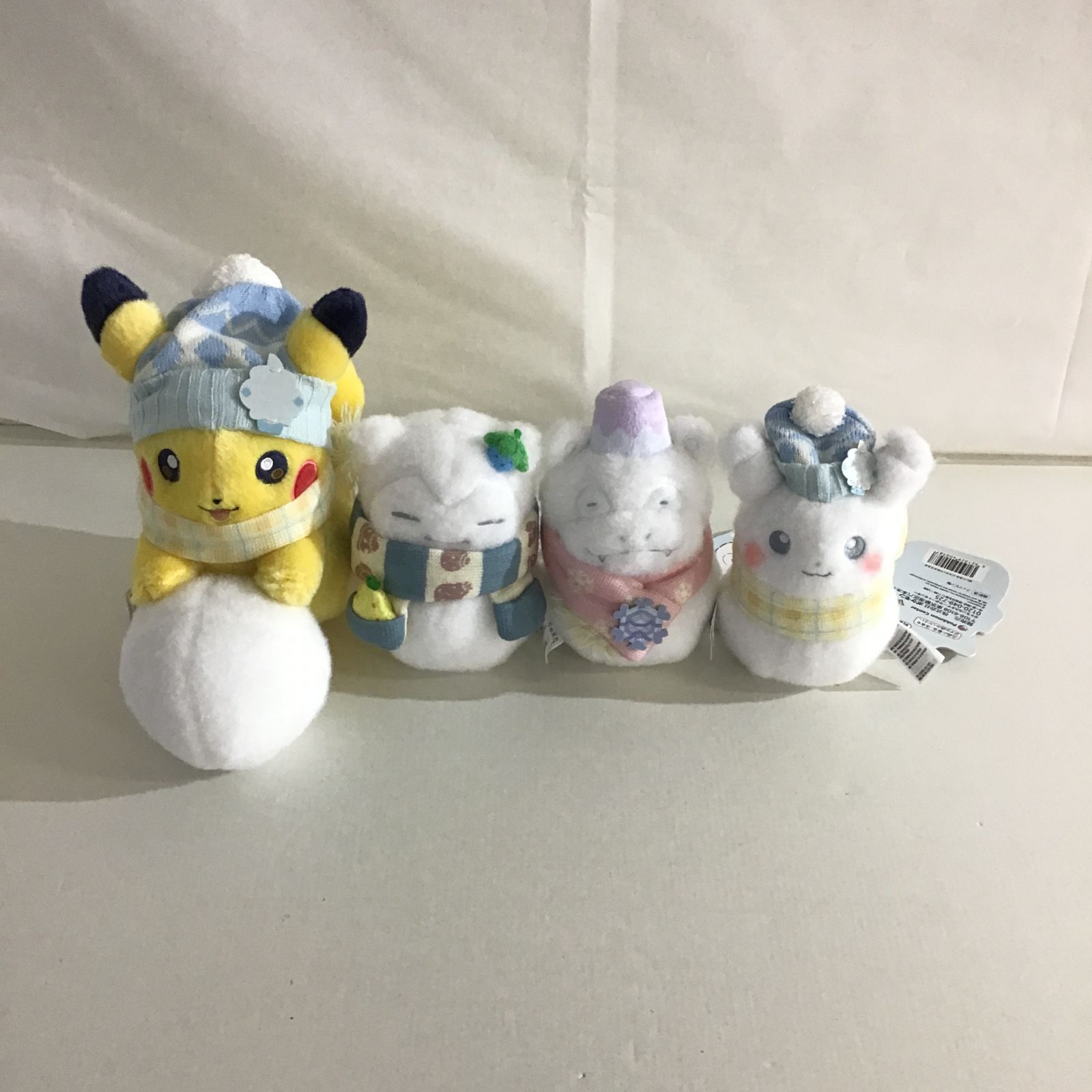 ゆきだるま ピカチュウカビゴン Amazon co jp ポケモンセンター