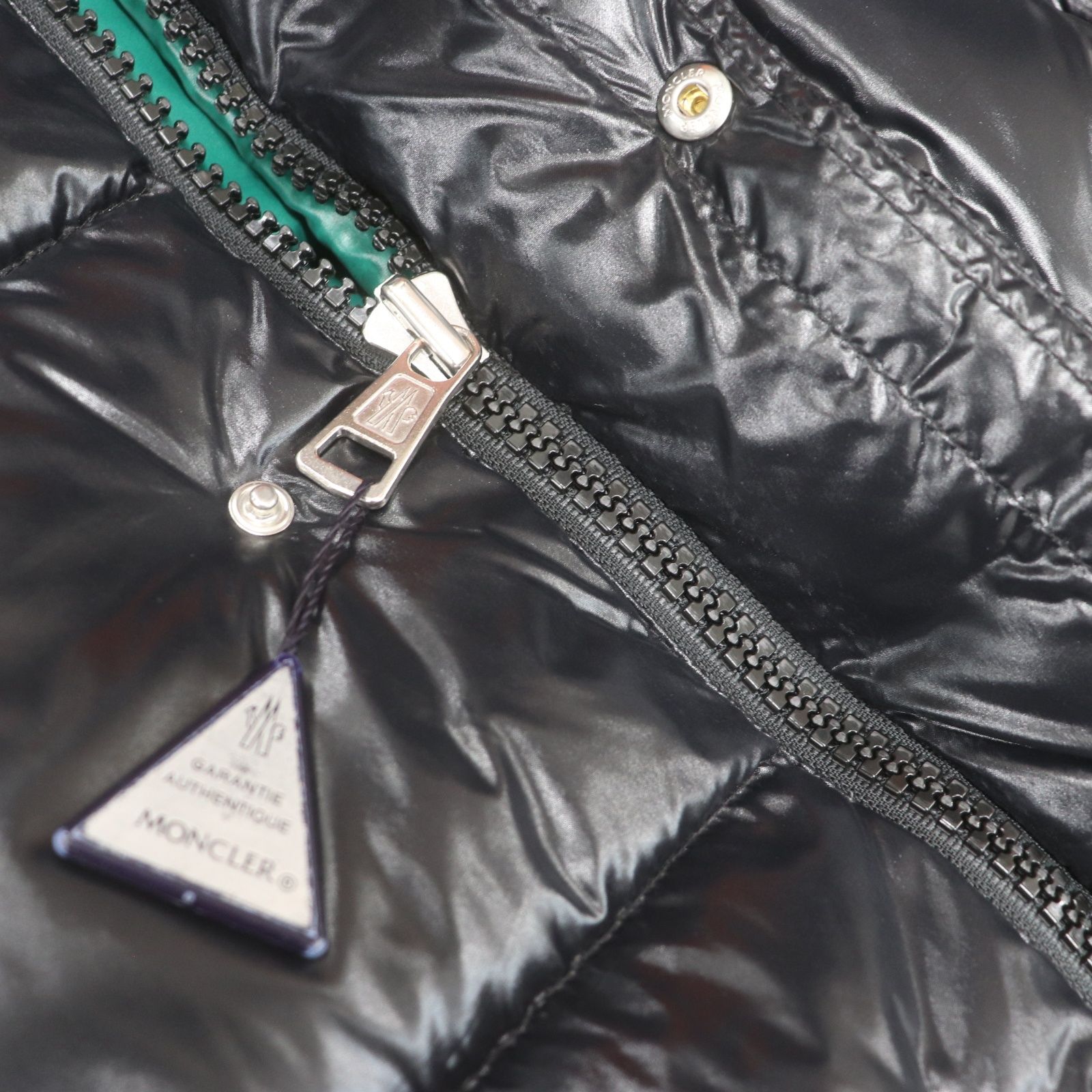 IT6J561KPTW4 国内正規品 MONCLER モンクレール HANOVERIAN GIUBBOTTO