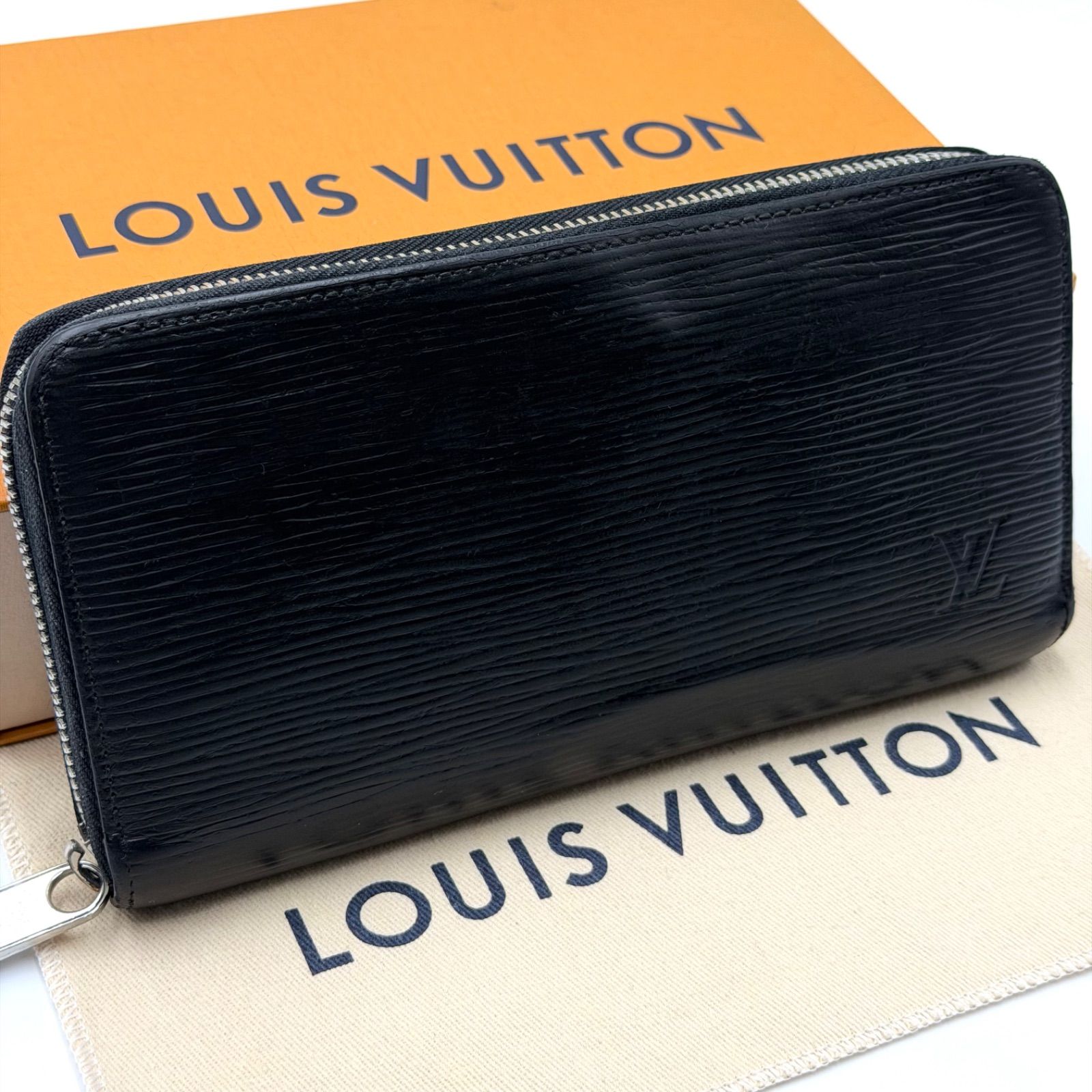 ルイヴィトン LOUIS VUITTON エピ ジッピーウォレット ノワール 長財布 