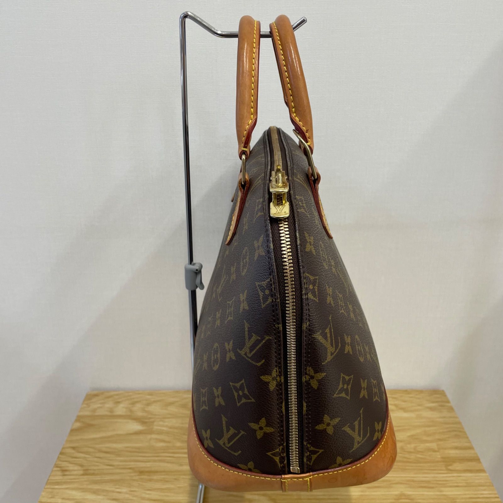 Buy from Japan Easily