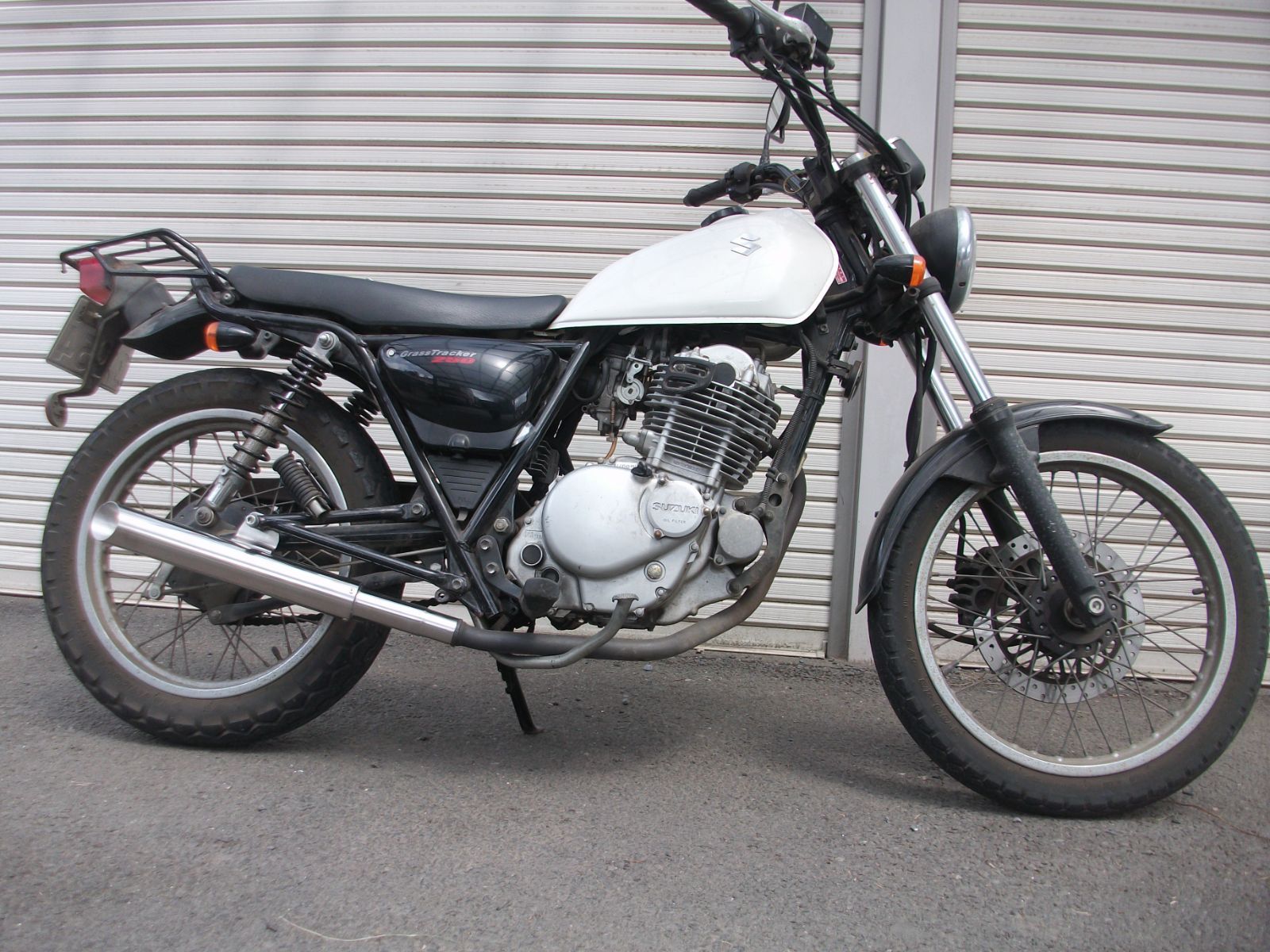 ST250専用 スリップオン マフラー スラッシュカット新品・未使用の出品です。 ST250専用 スリップオン マフラー スラッシュカット（新品・未使用）の
