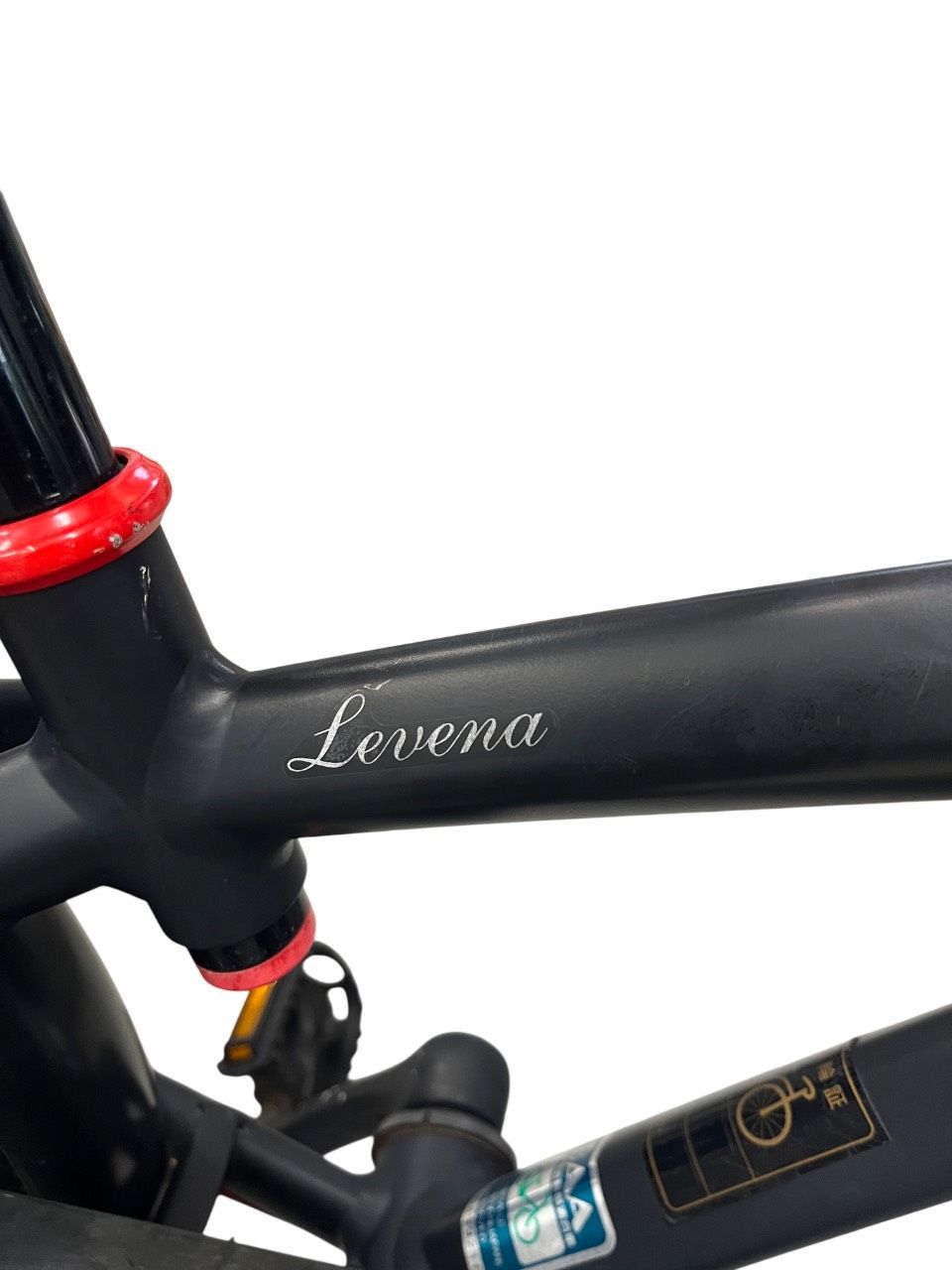 ☆Levena ブリヂストン 子供用自転車 18インチ サドル部分にヒビ割れ 