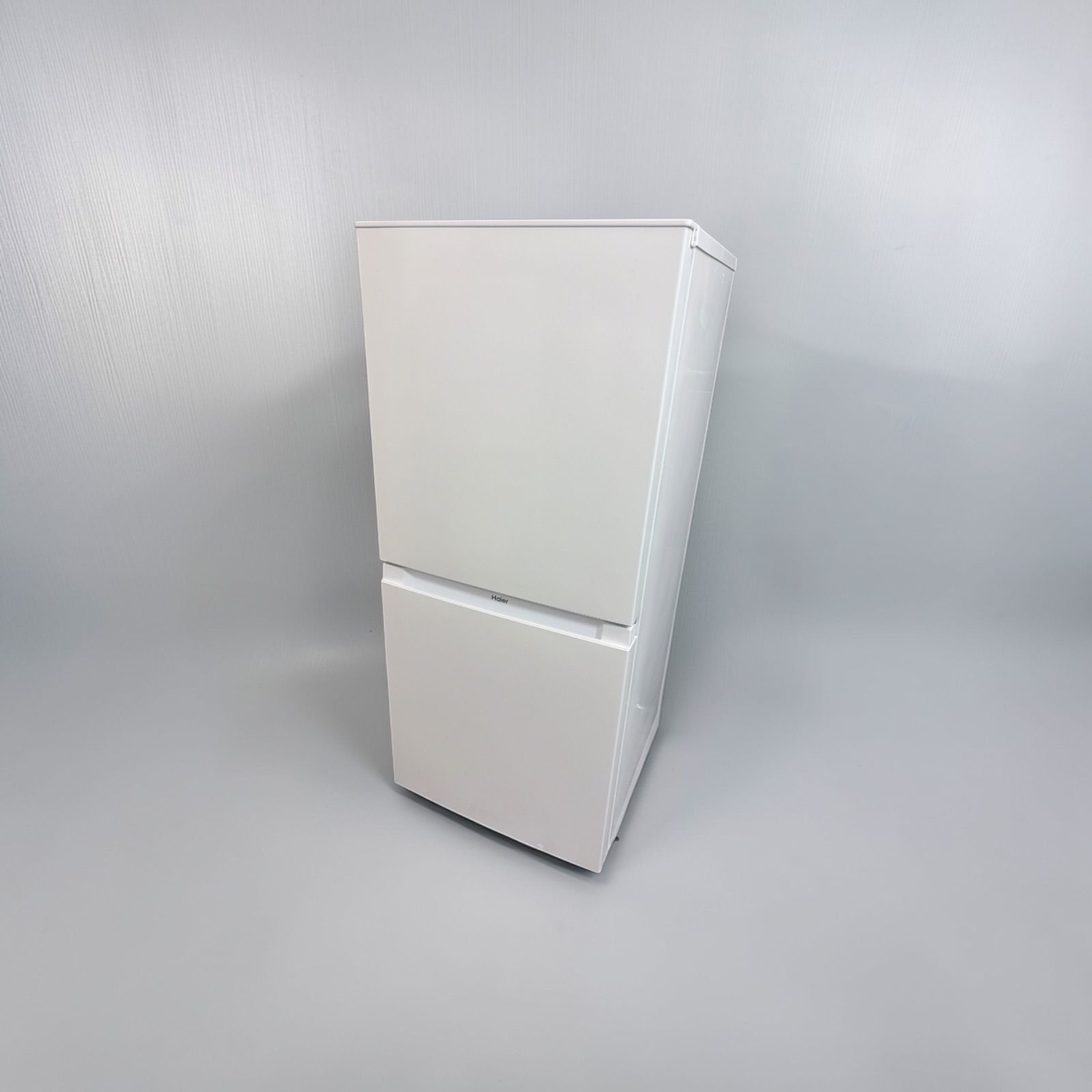 ☆美品【配送◯/引取り◯/発送不可/神戸】Haier 冷凍冷蔵庫 2025年 JR 