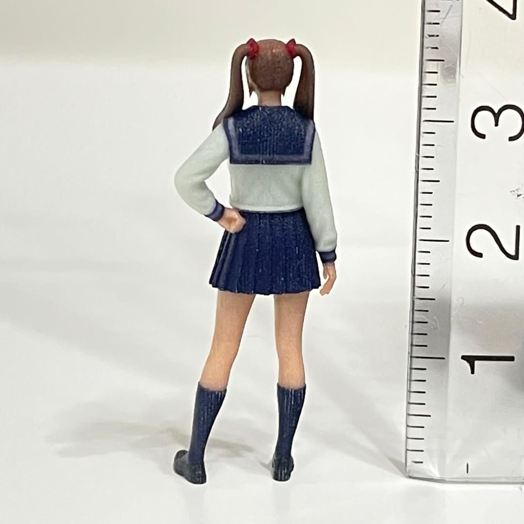 1/43 フィギュア JK ツインテール セーラー服 1/64より大 ミニカーに
