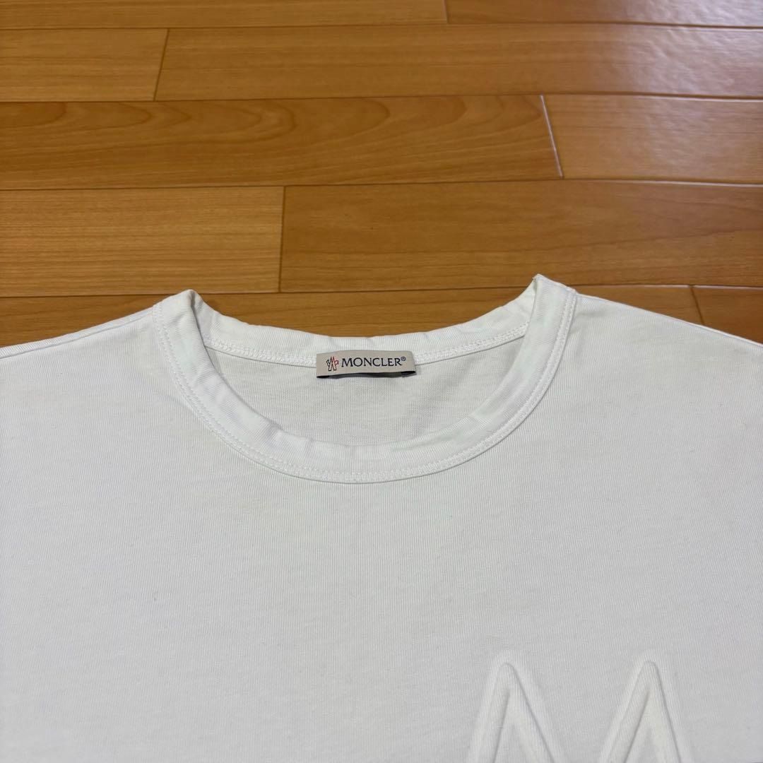 モンクレール　トリコライン　S ワッペン　Tシャツ　国内正規品　5S317 モンクレール トリコライン S ワッペン Tシャツ 国内正規品 5S317