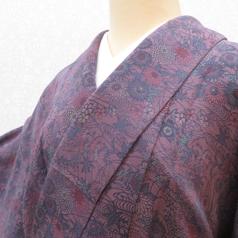 小紋 パープル系×多色 型染め調 草花 広衿 正絹 縮緬 仕付け糸 小紋 パープル系×多色 型染め調 草花 広衿 正絹 縮緬 仕付け糸