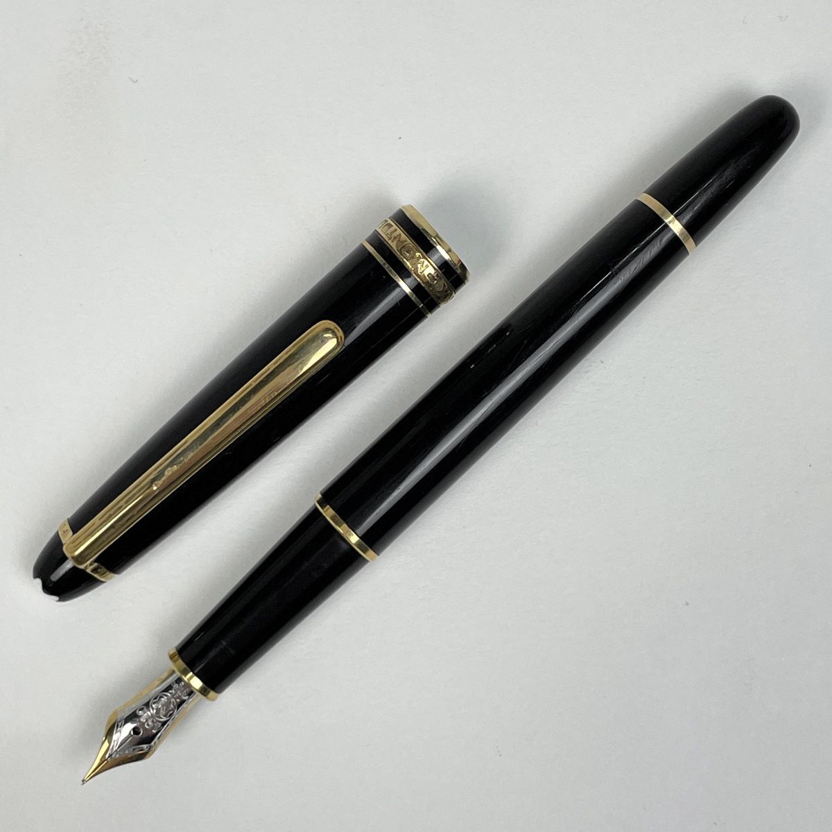 モンブラン MONTBLANC マイスターシュテュック 万年筆 文房具 筆記用具 