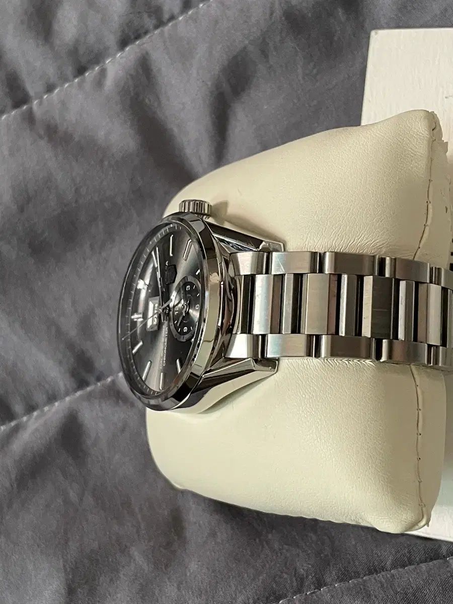 カレラ キャリバー8