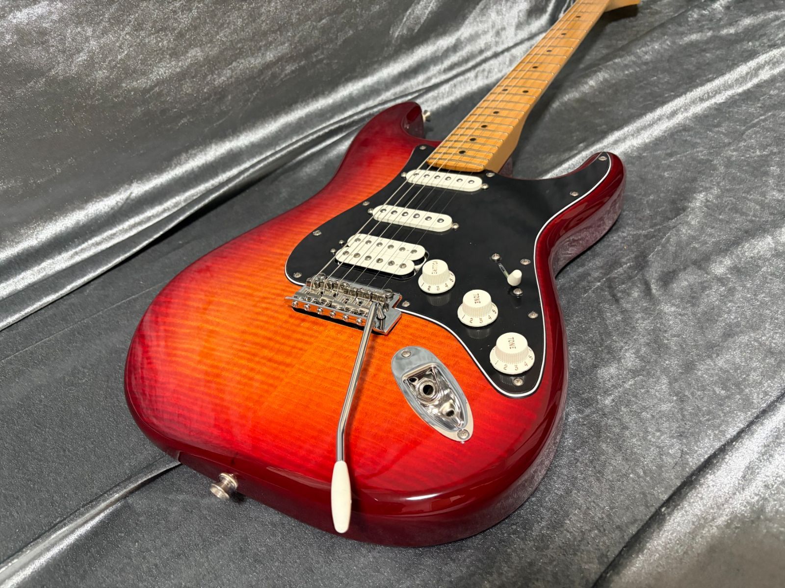 ☆美品 Fender Mexico Player Stratocaster HSS Plus Top フレイム