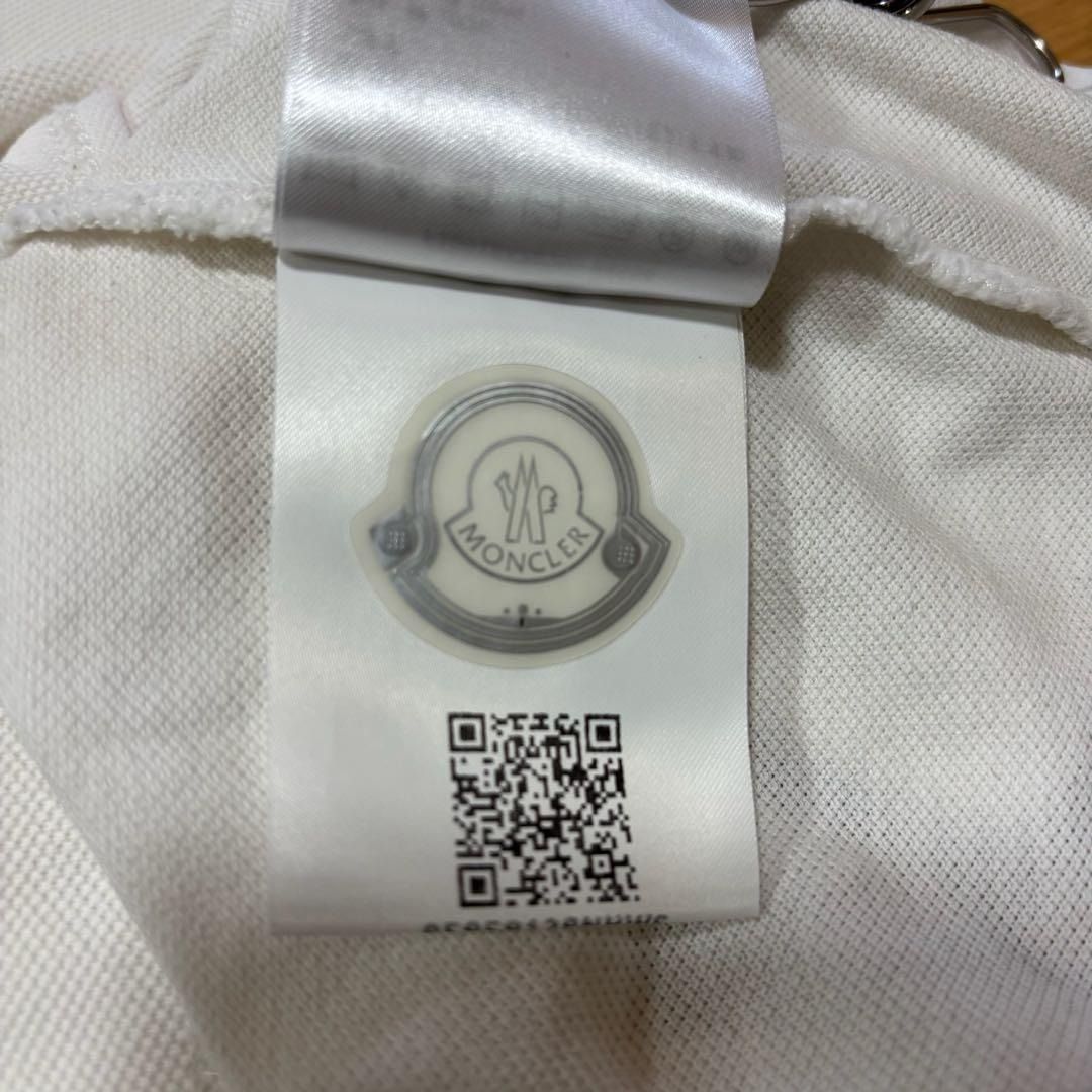 モンクレール シリコン黒ワッペン XL ホワイト ポロシャツ 5S348