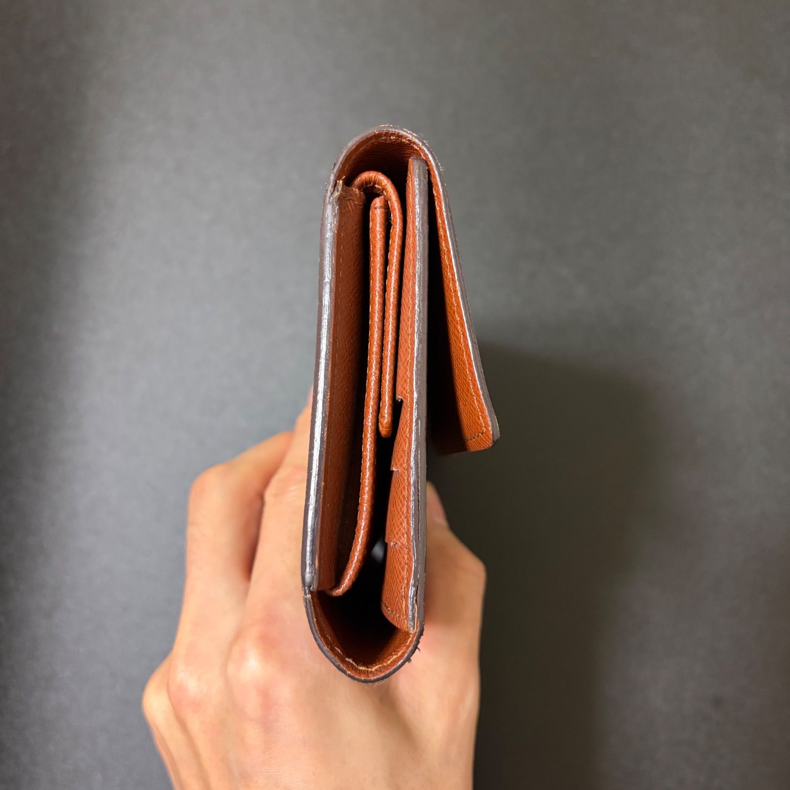 a14 ポルト トレゾール ポルトフォイユ インターナショナル 旧型 ルイ