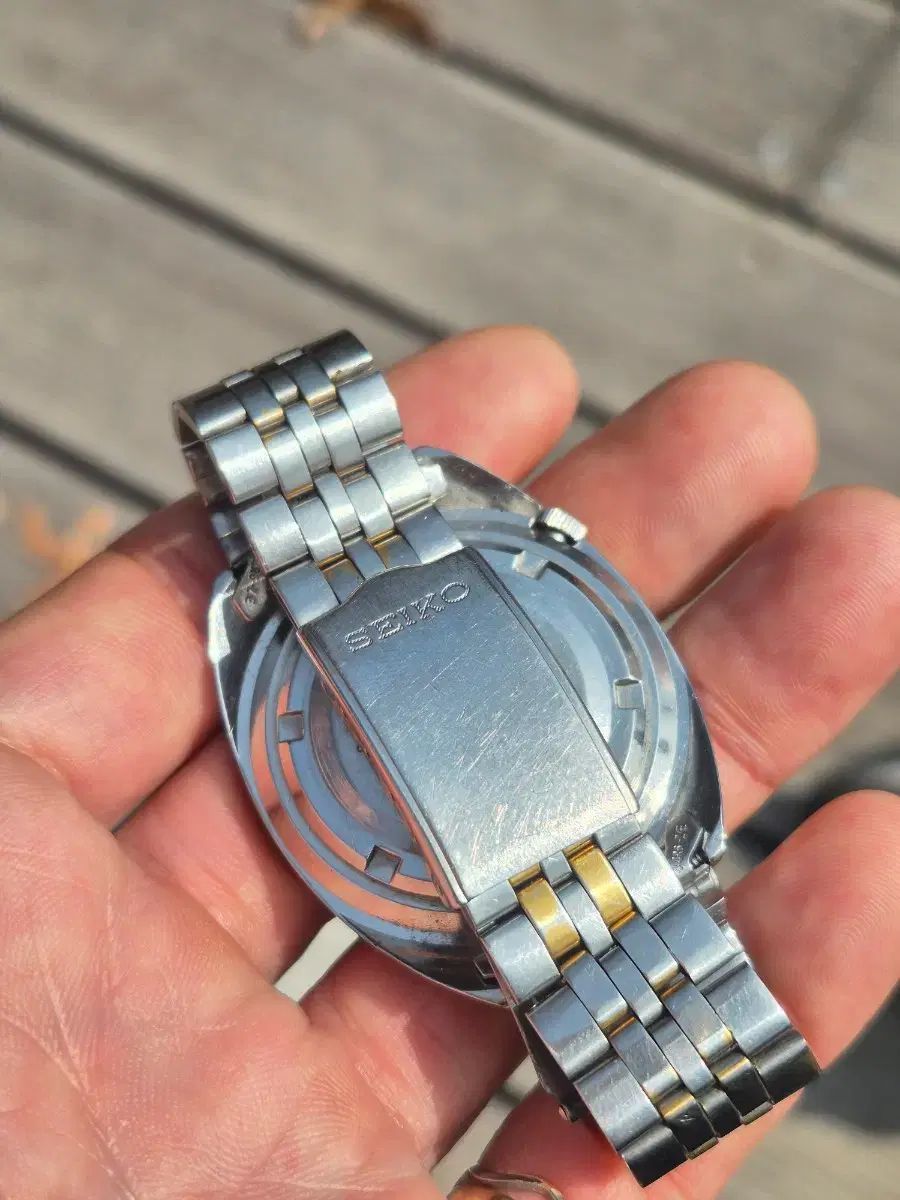 ヘリテイジ 6106-8100