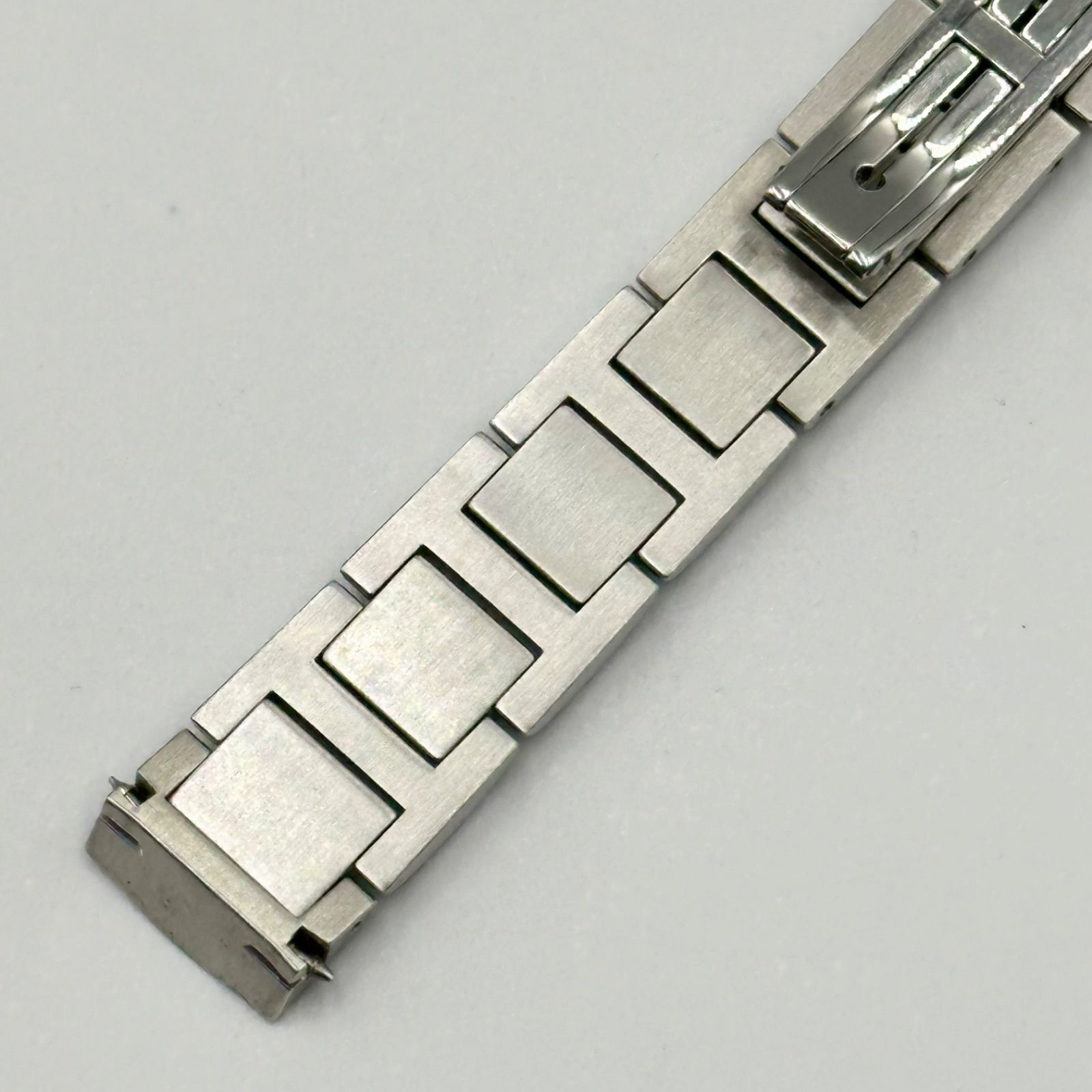 ジラール・ペルゴ GIRARD PERREGAUX ベルト【24時間以内発送