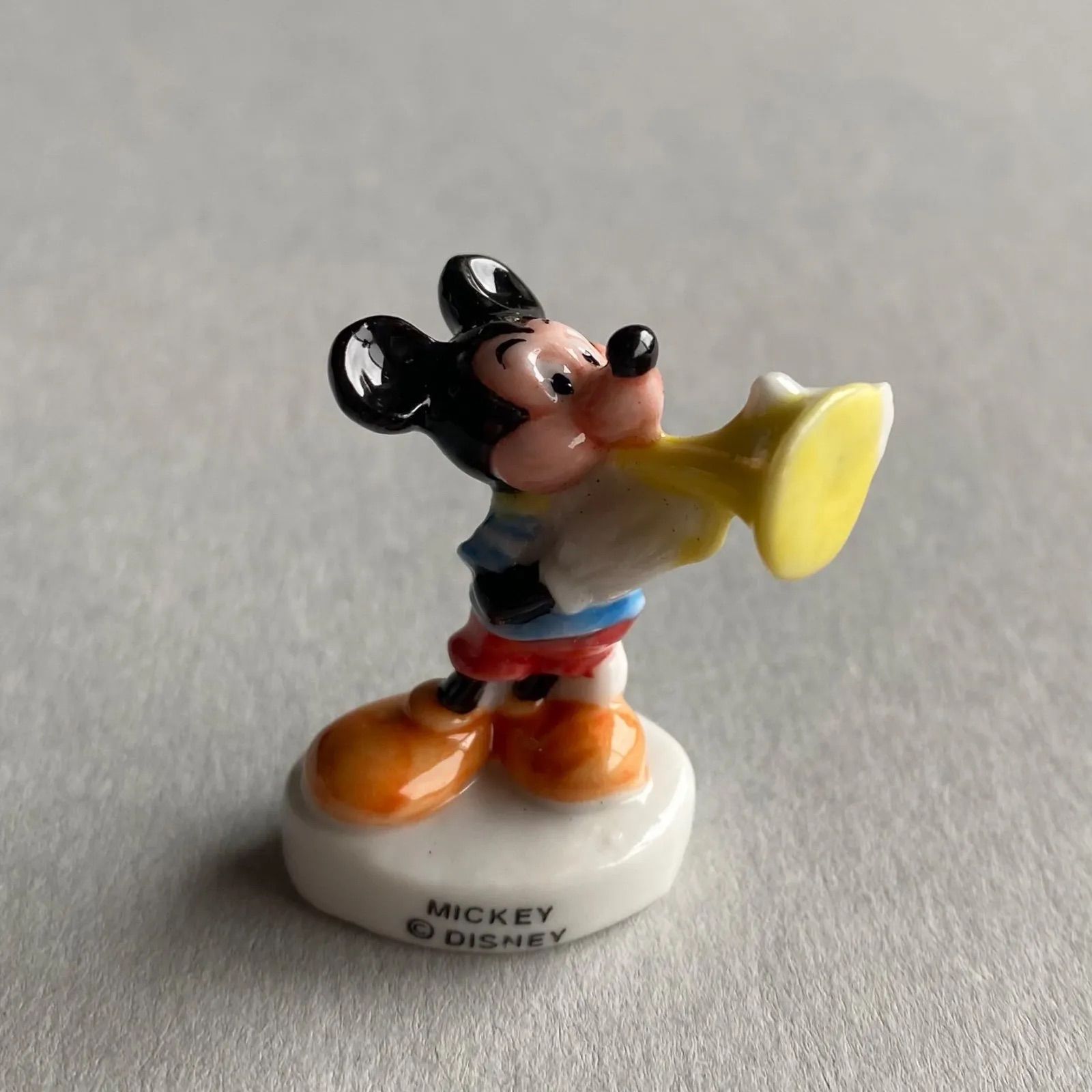 ディズニー 陶器置物 フィギュアリンワールド オーケストラ 音楽隊