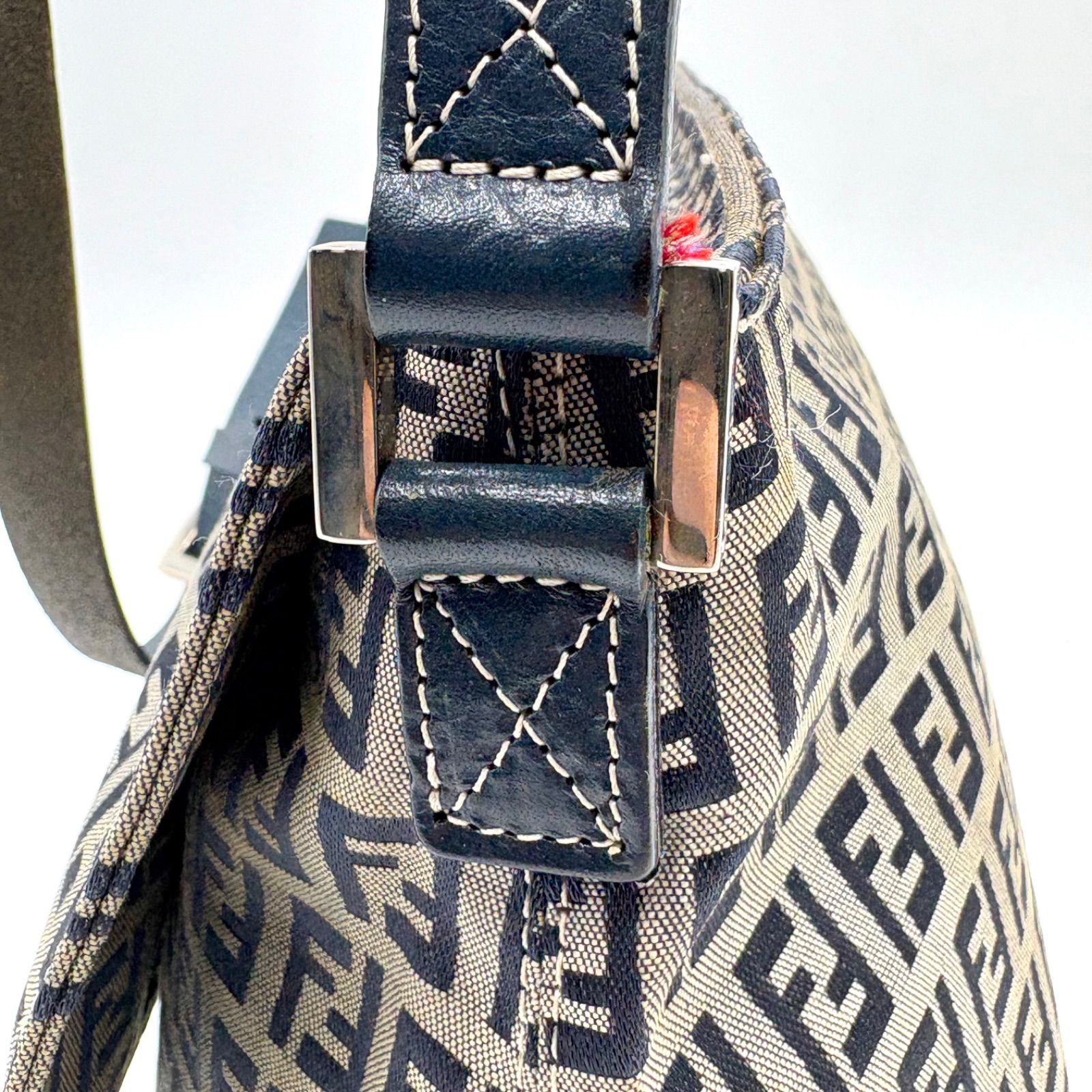 美品◎FENDI フェンディ ズッキーノ柄 ショルダーバッグ キャンバス 
