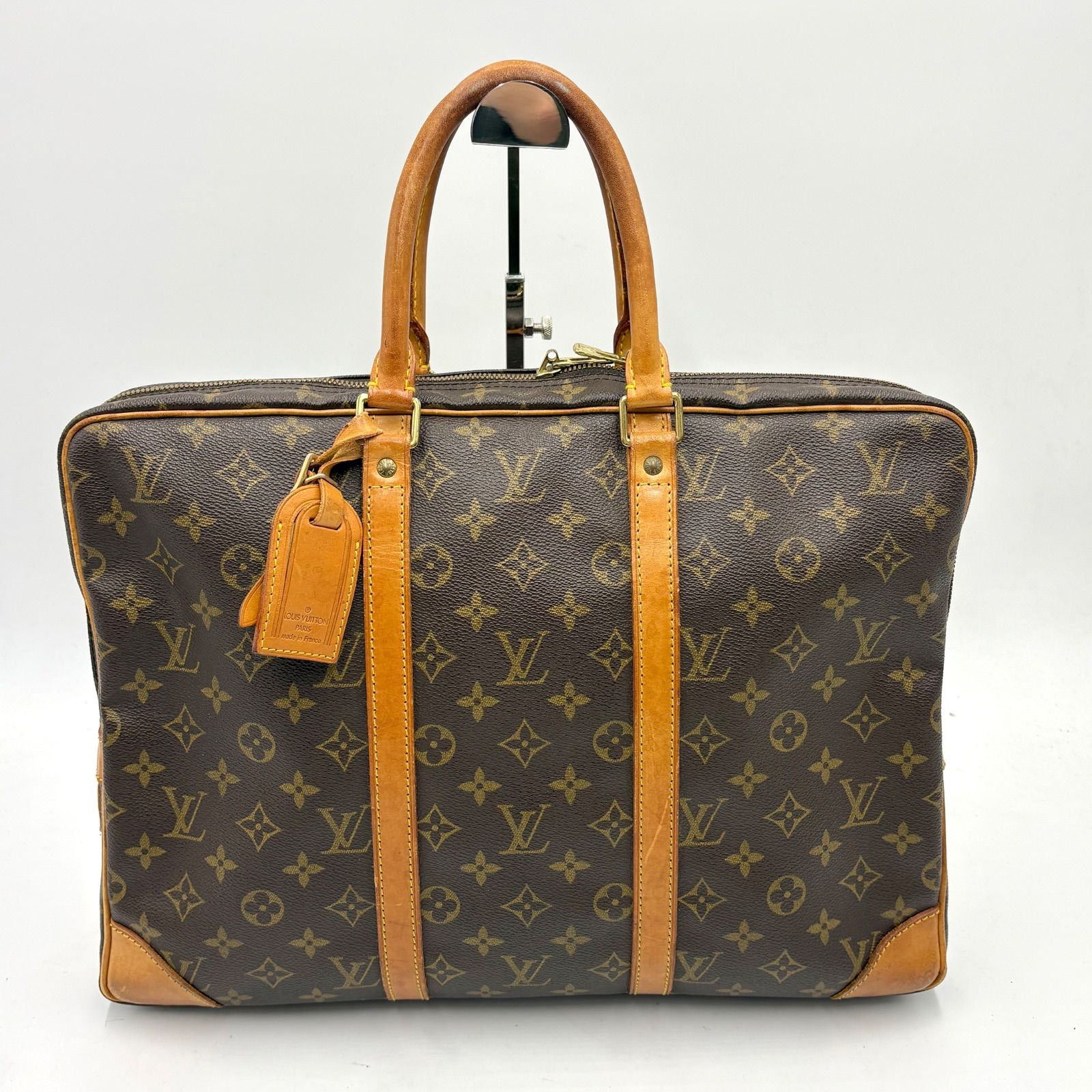 LOUIS VUITTON ルイヴィトン ポルトドキュマンヴォワヤージュ メンズ