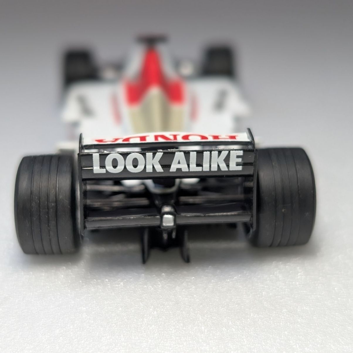 1/43 ミニチャンプス BAR ホンダ ショーカー 2003 ジャック