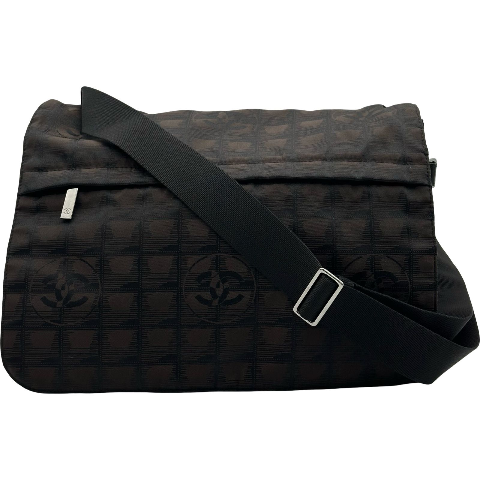 シャネル CHANEL ニュートラベルライン メッセンジャーバッグ 10番台 