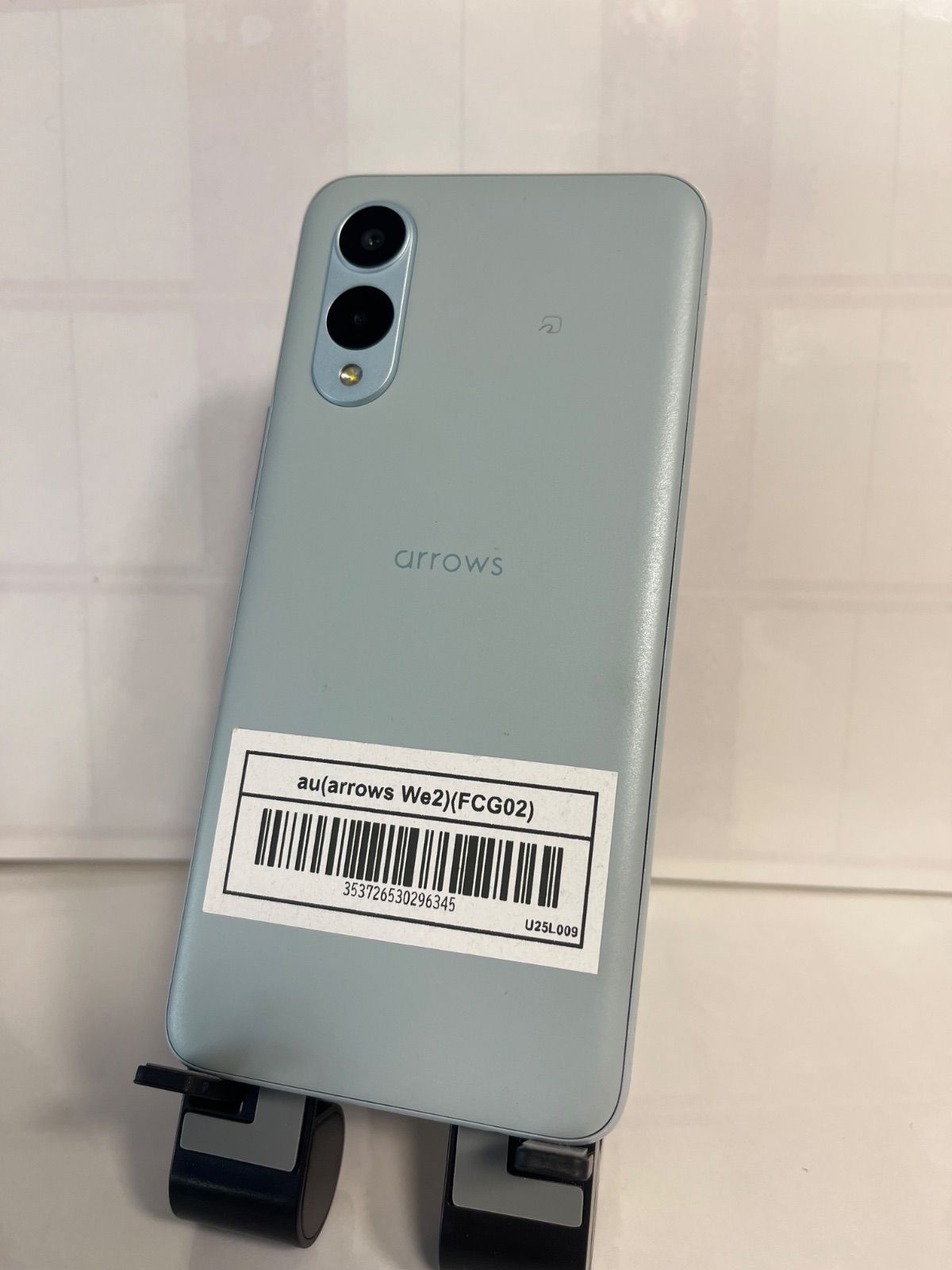 美品】arrows We2 FCG02 arrows We2 4GB/64GB ネイビーグリーン FCG02 