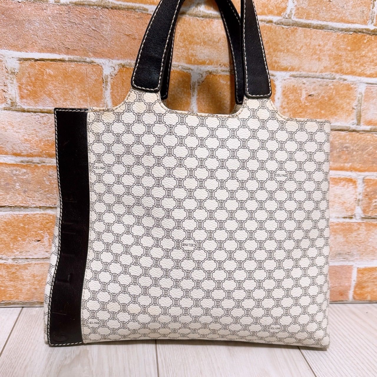 格安) CELINE(セリーヌ)トートバッグ PVC マカダム柄 - メルカリ 格安) CELINE(セリーヌ)トートバッグ PVC マカダム柄 - メルカリ