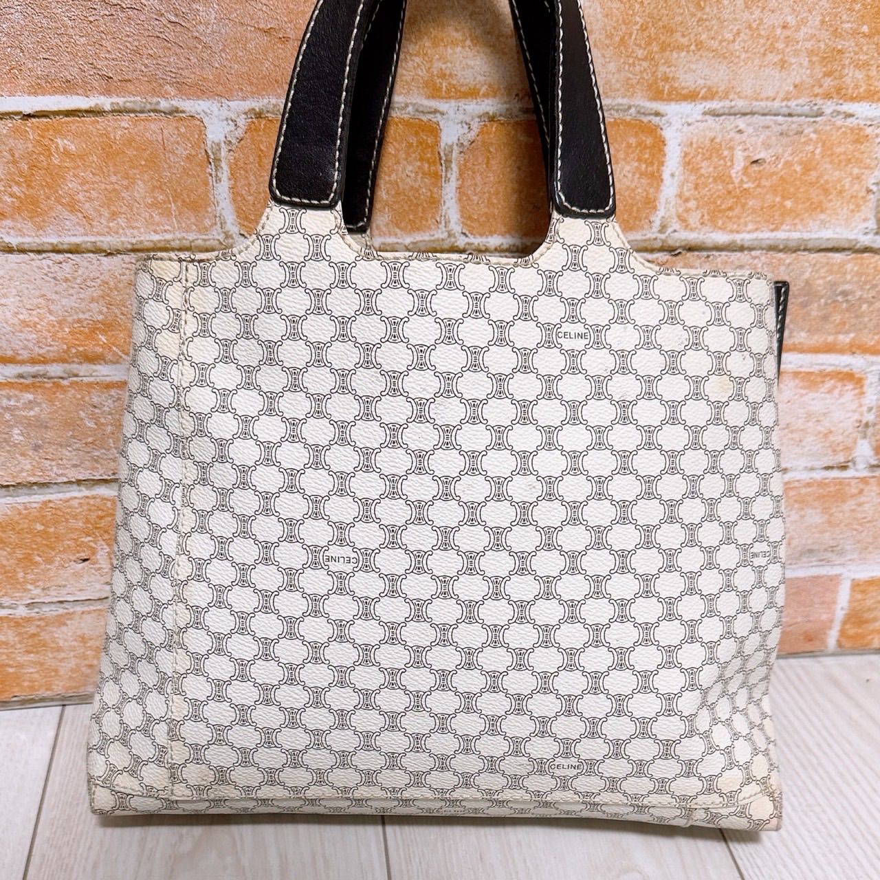 格安) CELINE(セリーヌ)トートバッグ PVC マカダム柄 - メルカリ 格安) CELINE(セリーヌ)トートバッグ PVC マカダム柄 - メルカリ
