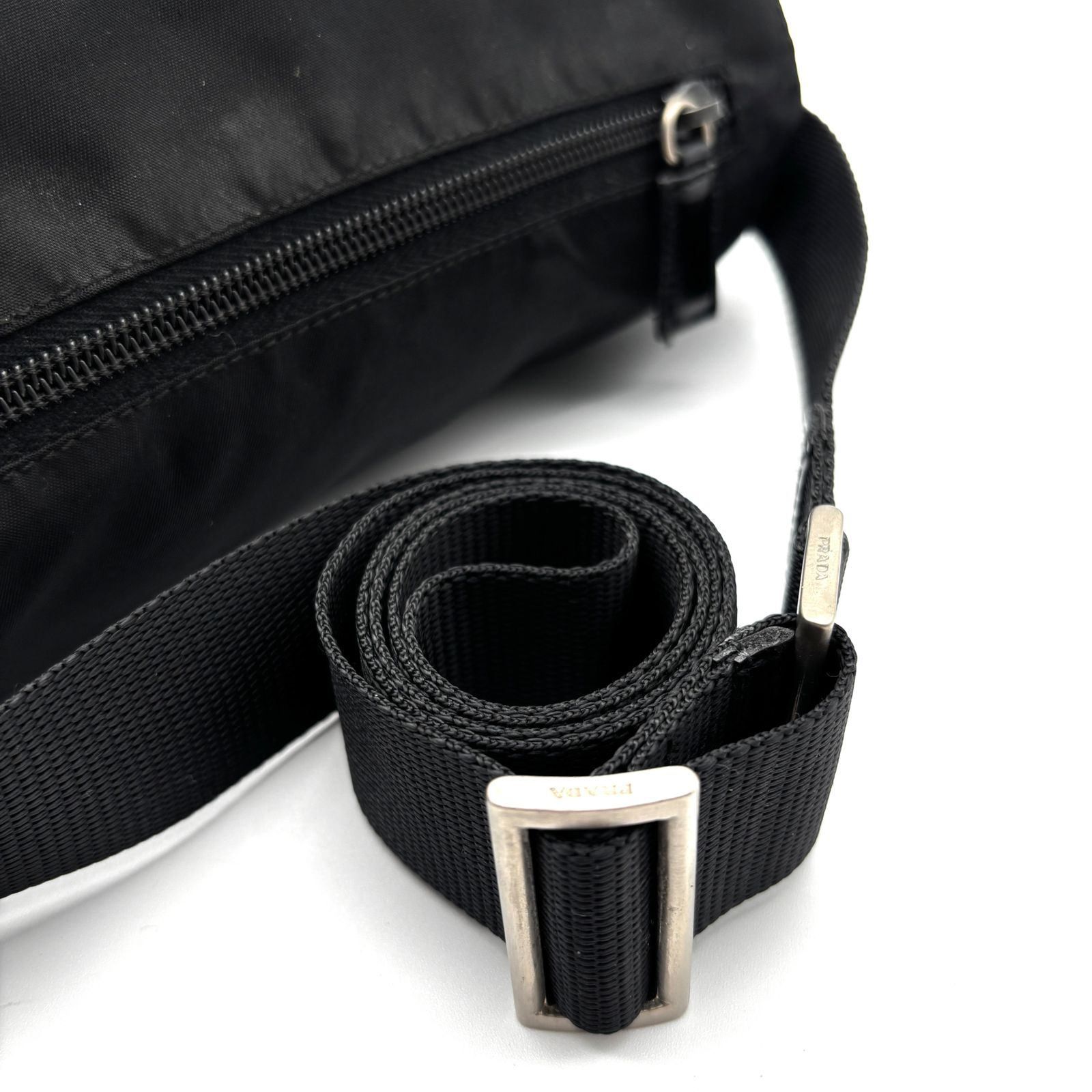 美品 PRADA プラダ ショルダーバッグ メッセンジャーバッグ フラップ 