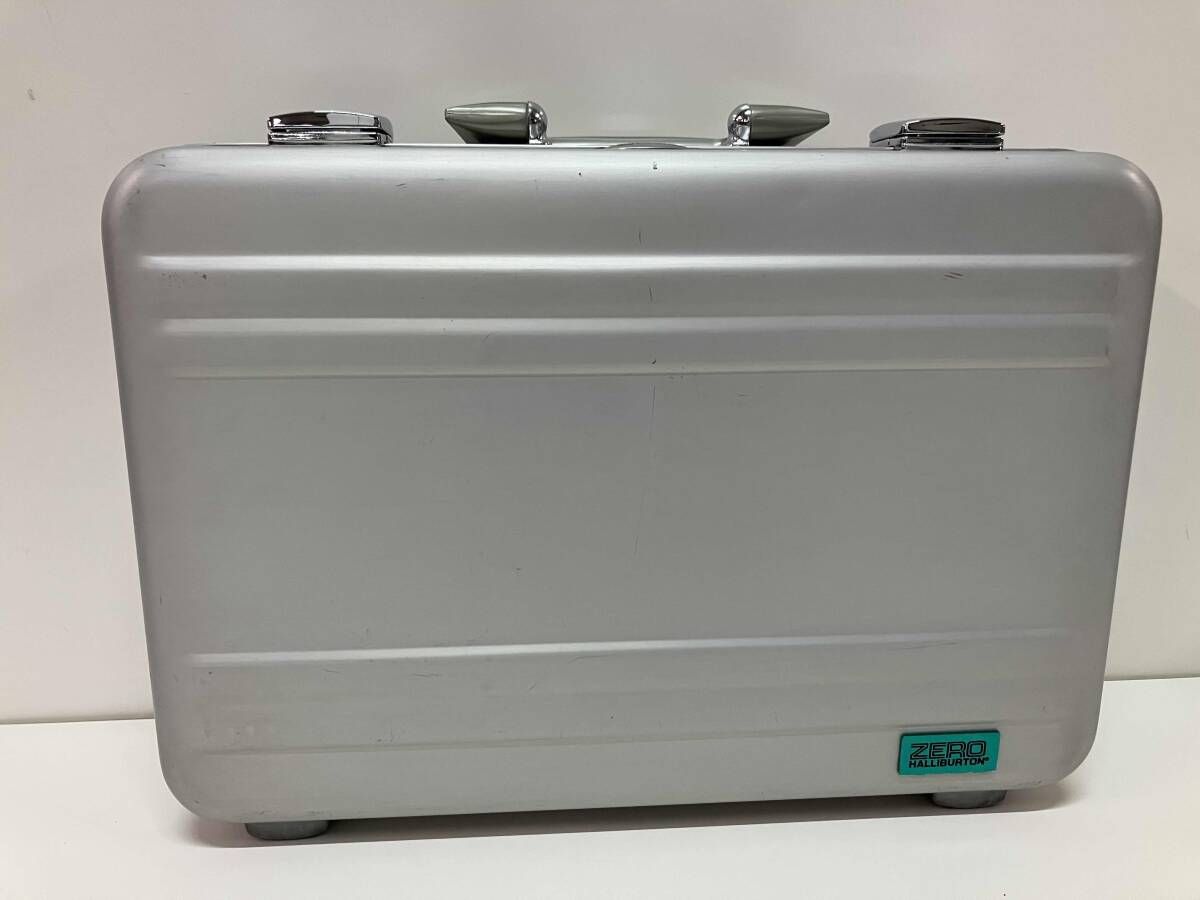 中古美品】ZERO HALLIBURTON スコープケース 中古美品】ZERO