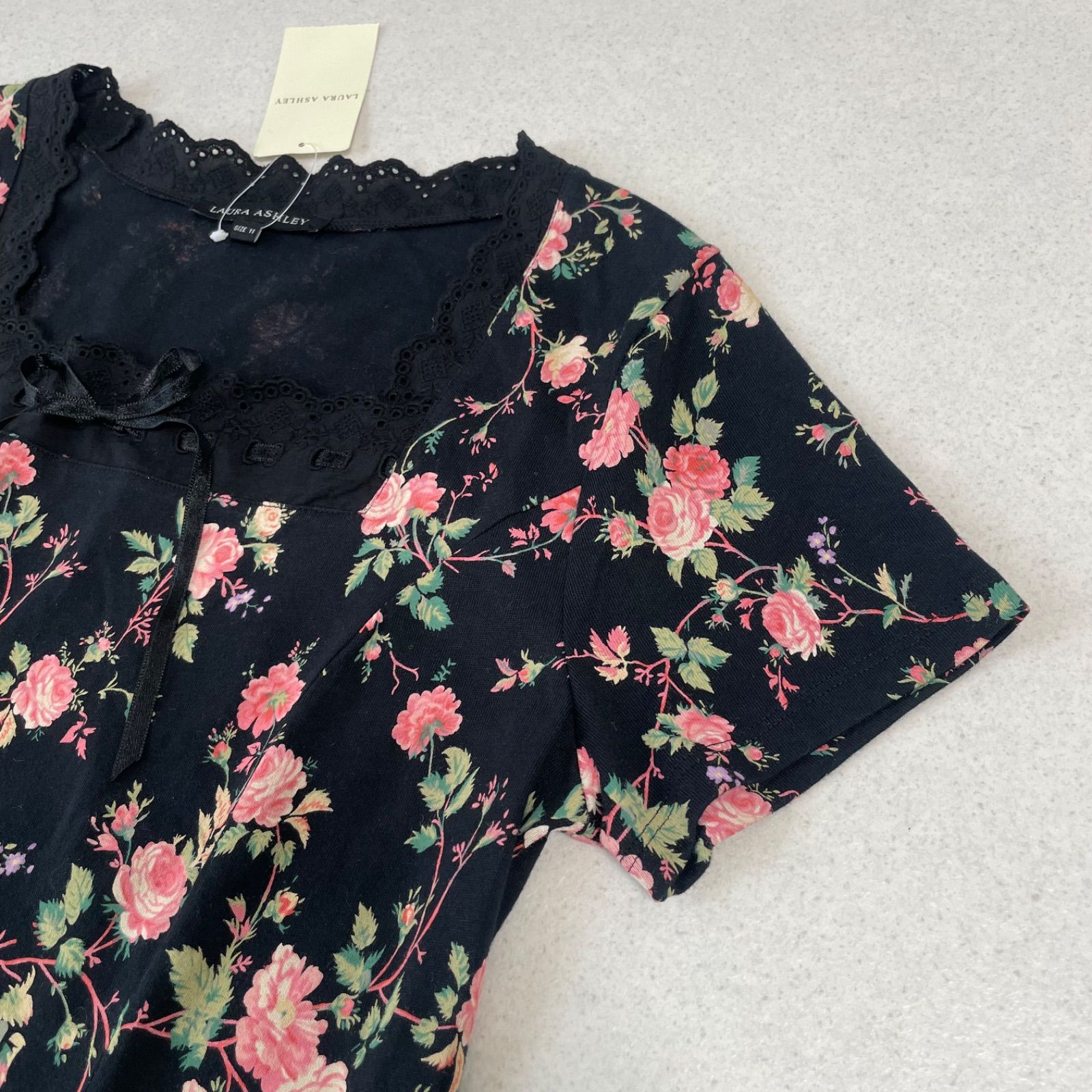 未使用・タグ付き】LAURA ASHLEY ローラアシュレイ 美シルエット 